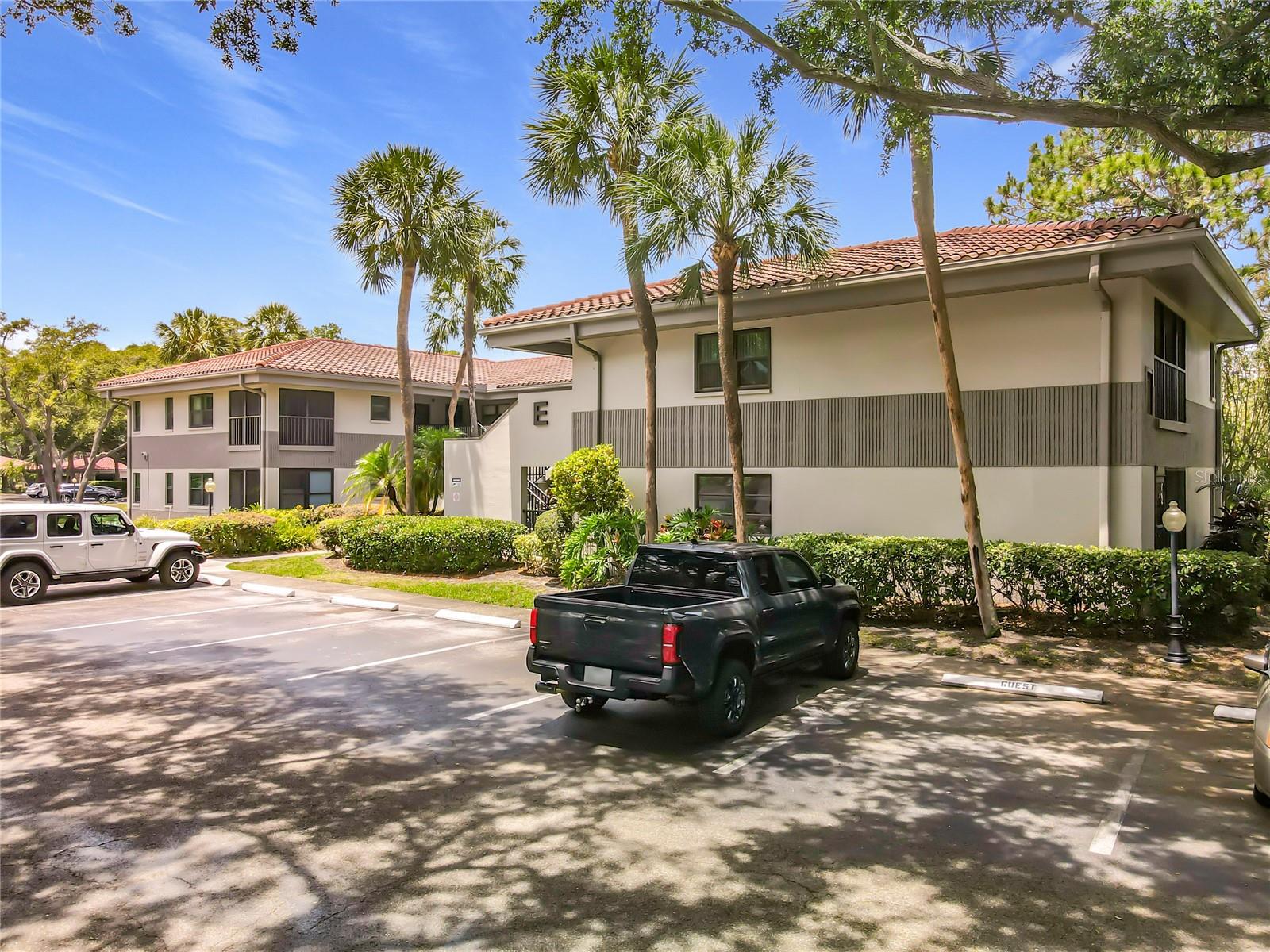 2650 Countryside Blvd #E103, FL