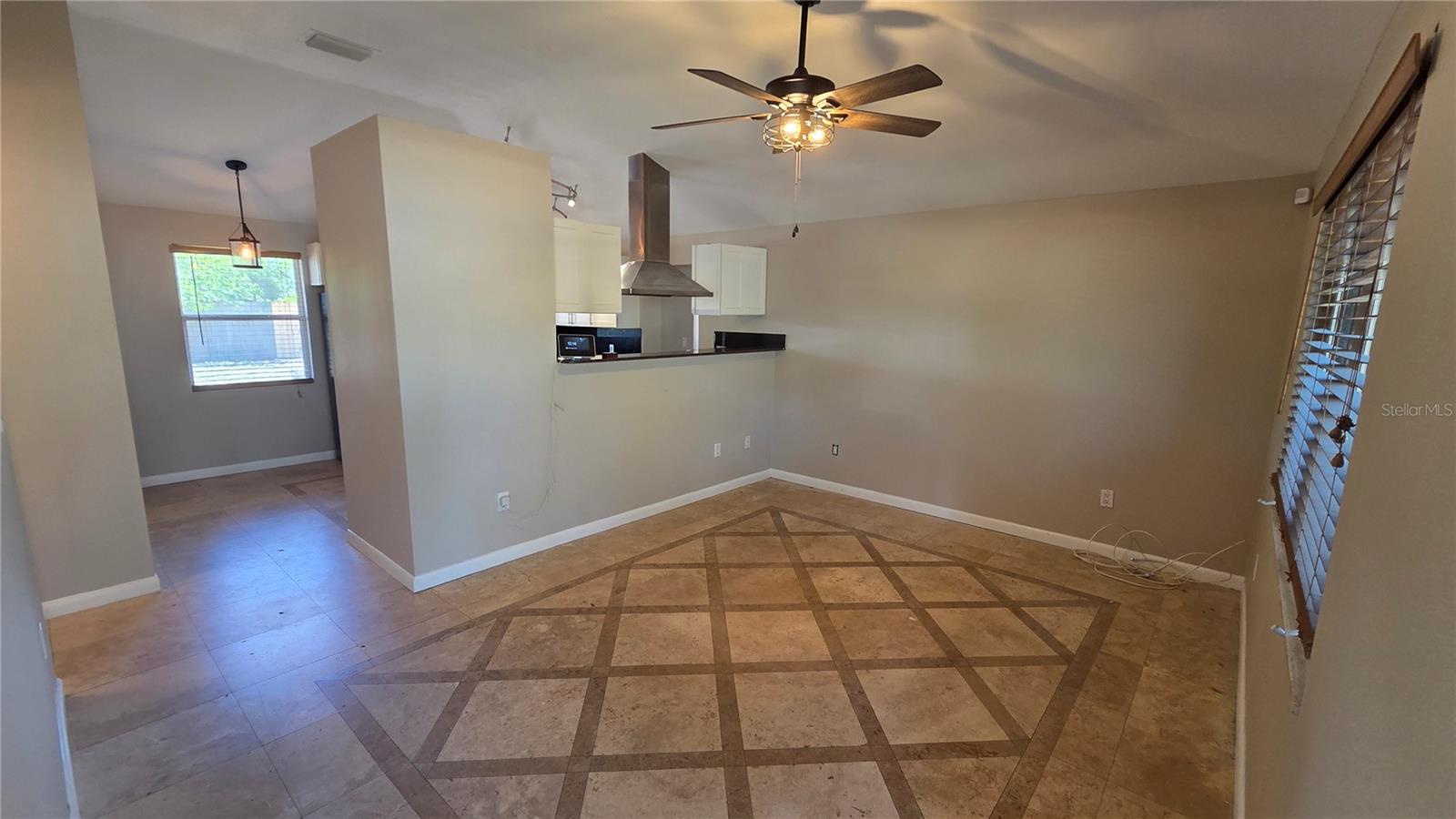 541 Roanoke Street, FL