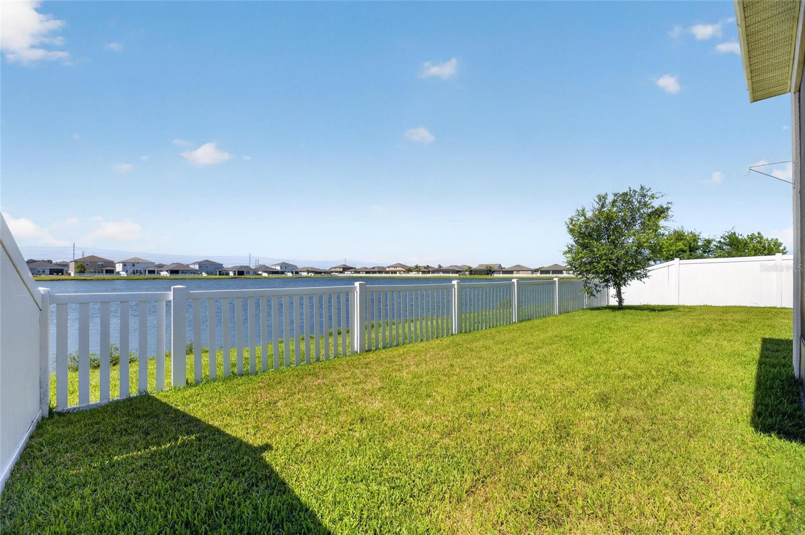 11833 Cara Field Avenue, FL