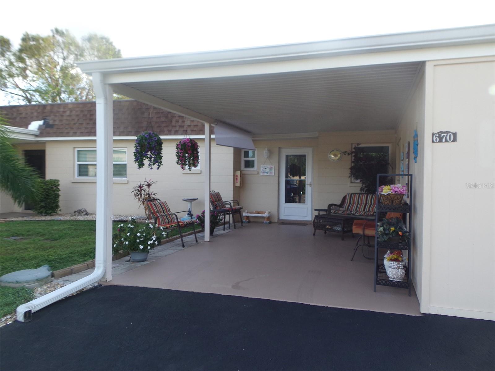 670 Park Cir, FL