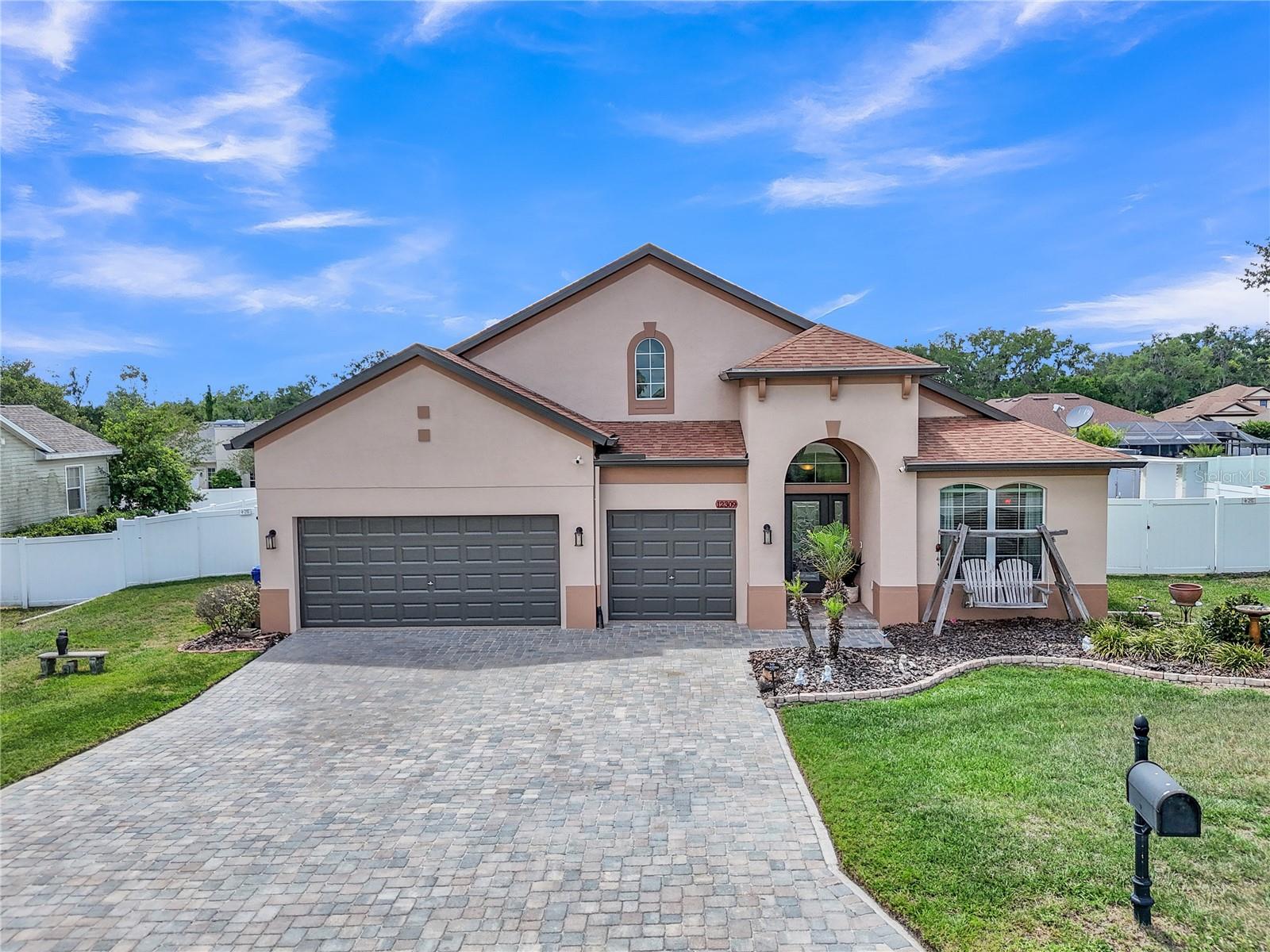 12309 Loopback Dr, FL