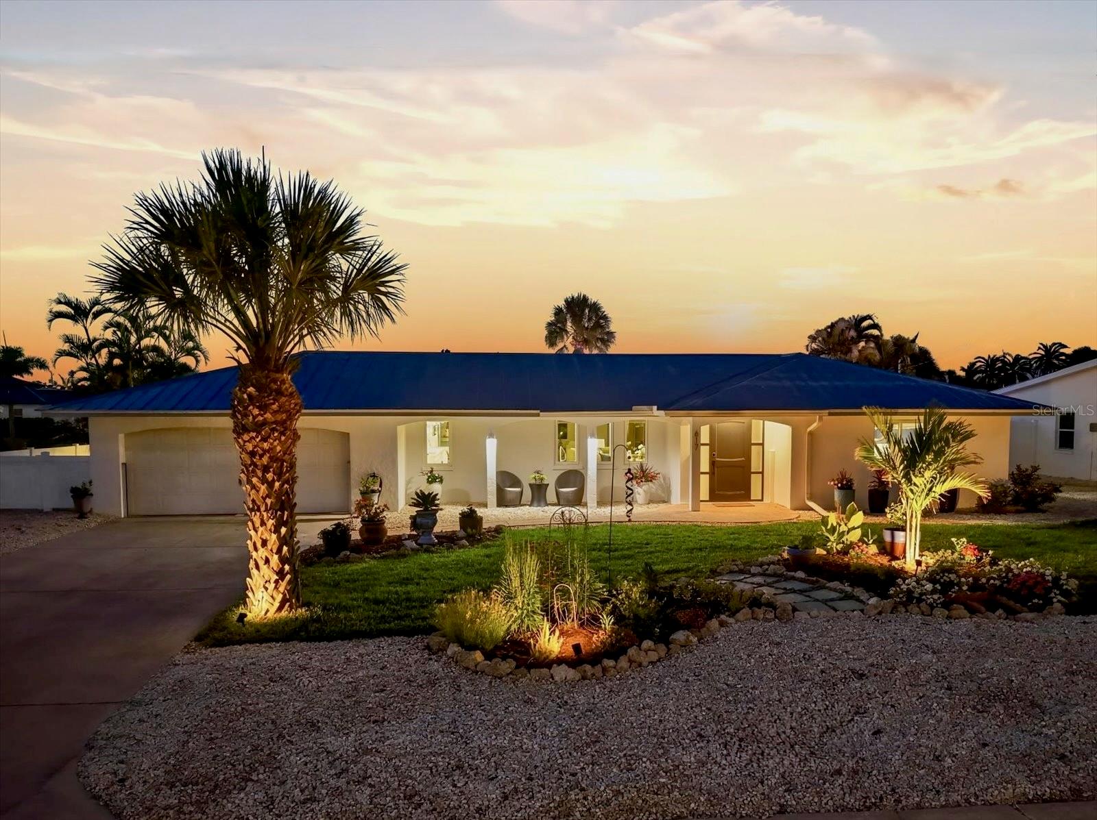 617 Dundee Ln, FL