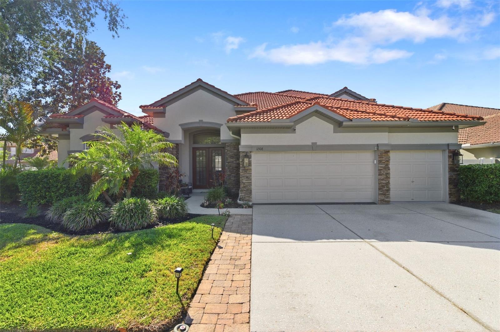 11508 Oyster Bay Circle, FL
