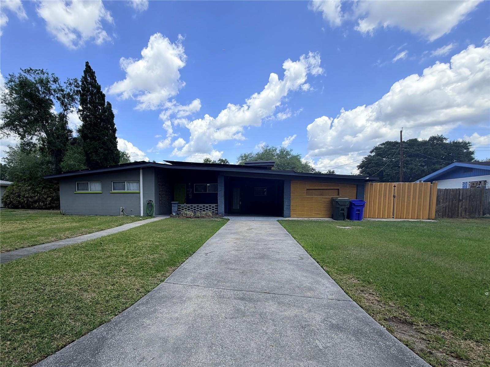 1632 Pineberry Street, FL