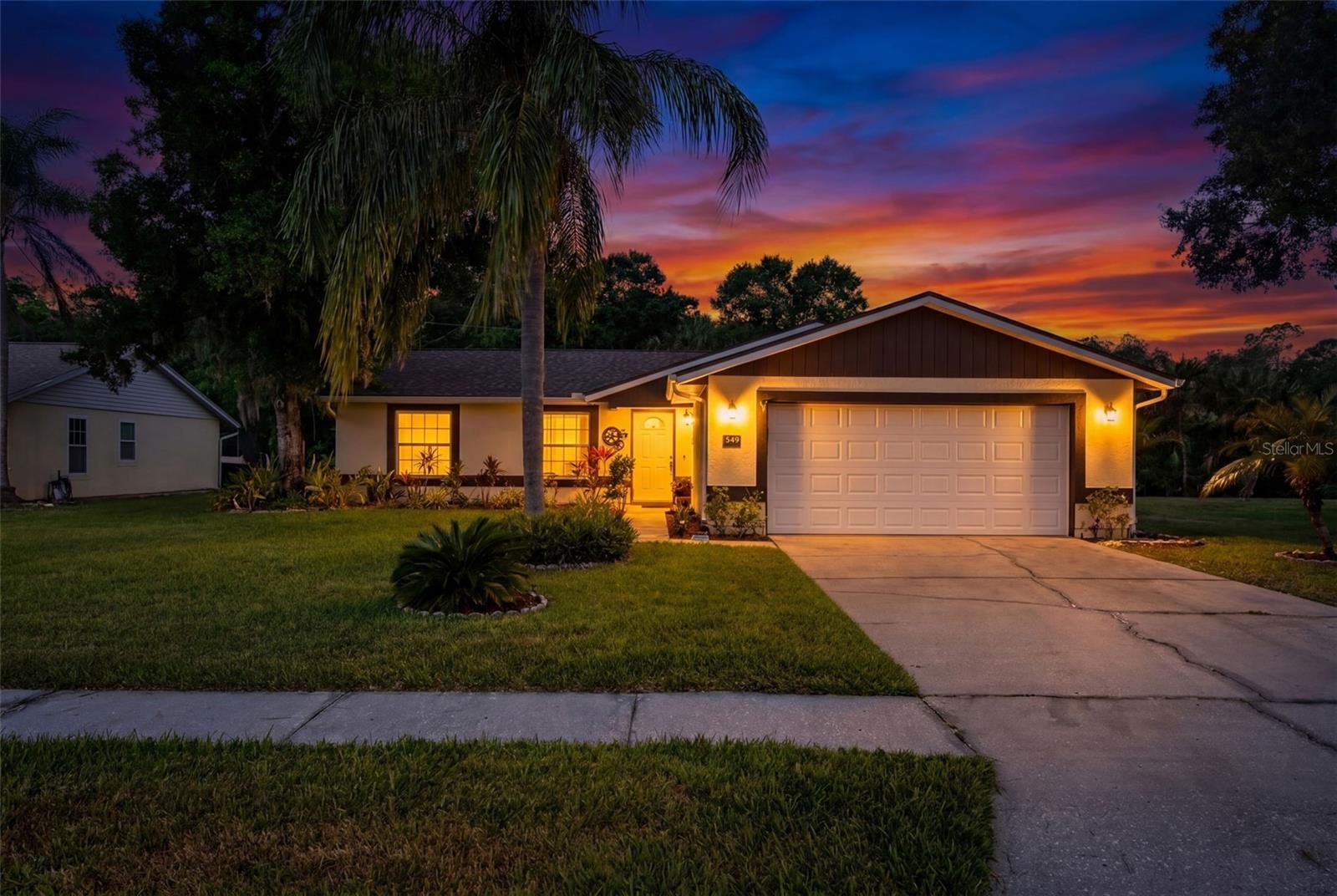 549 Longwood Circle, FL
