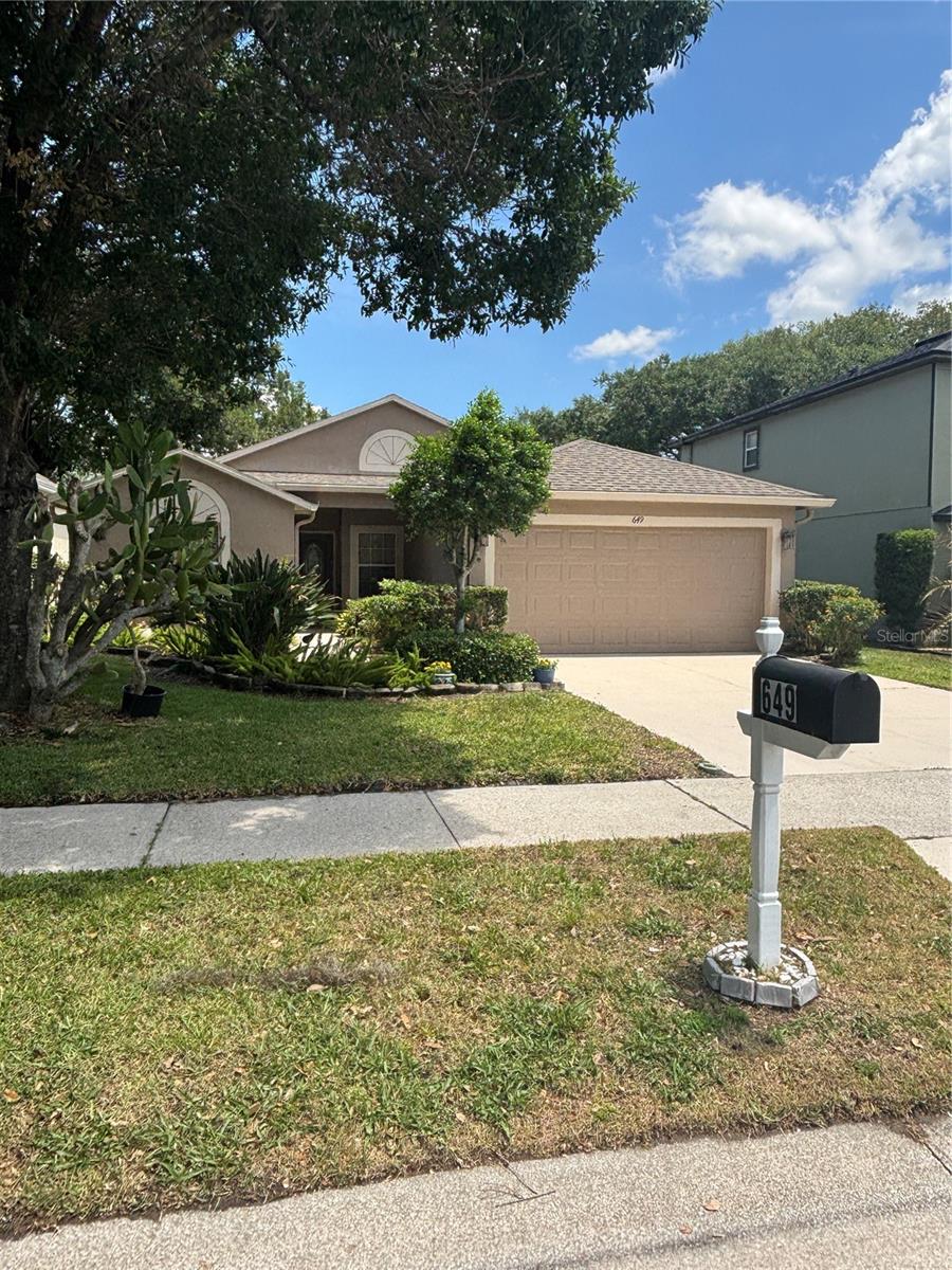 649 Buckingham Drive, FL