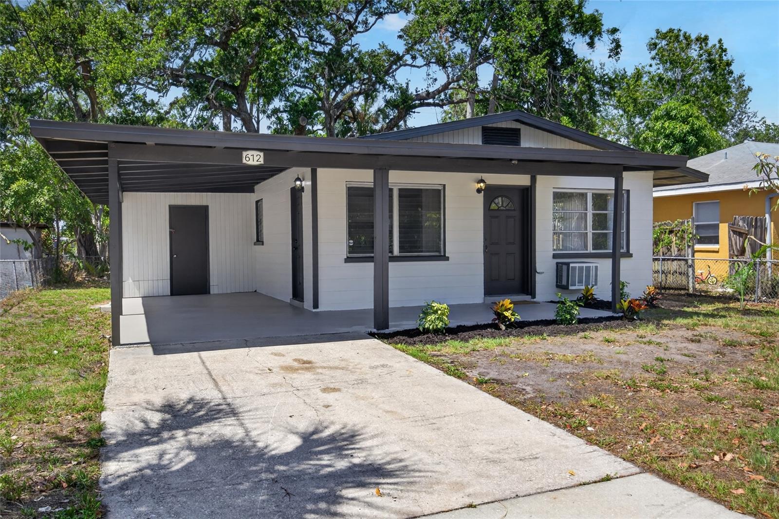 612 12th Street Dr W, FL