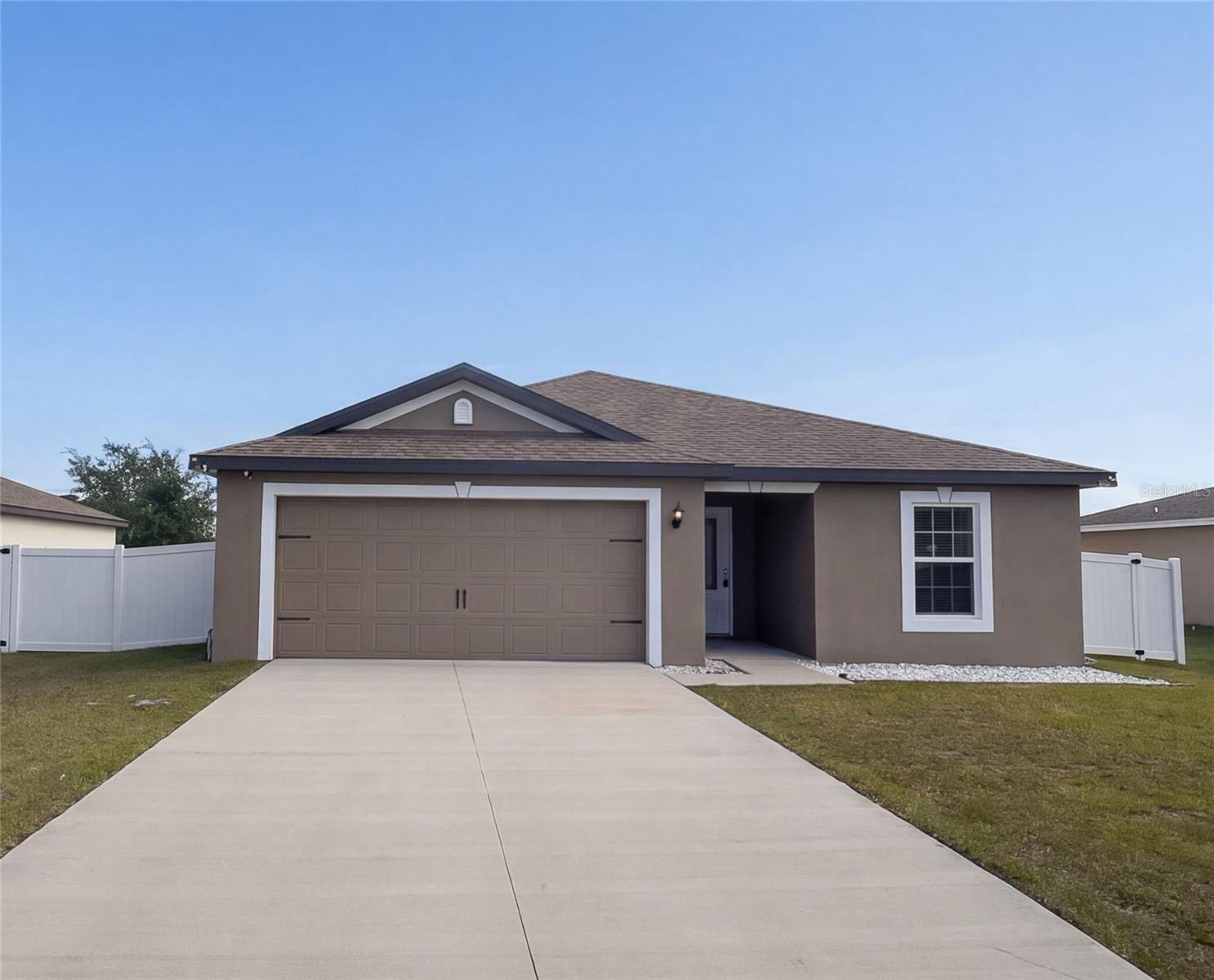 313 Camellia Ct, FL