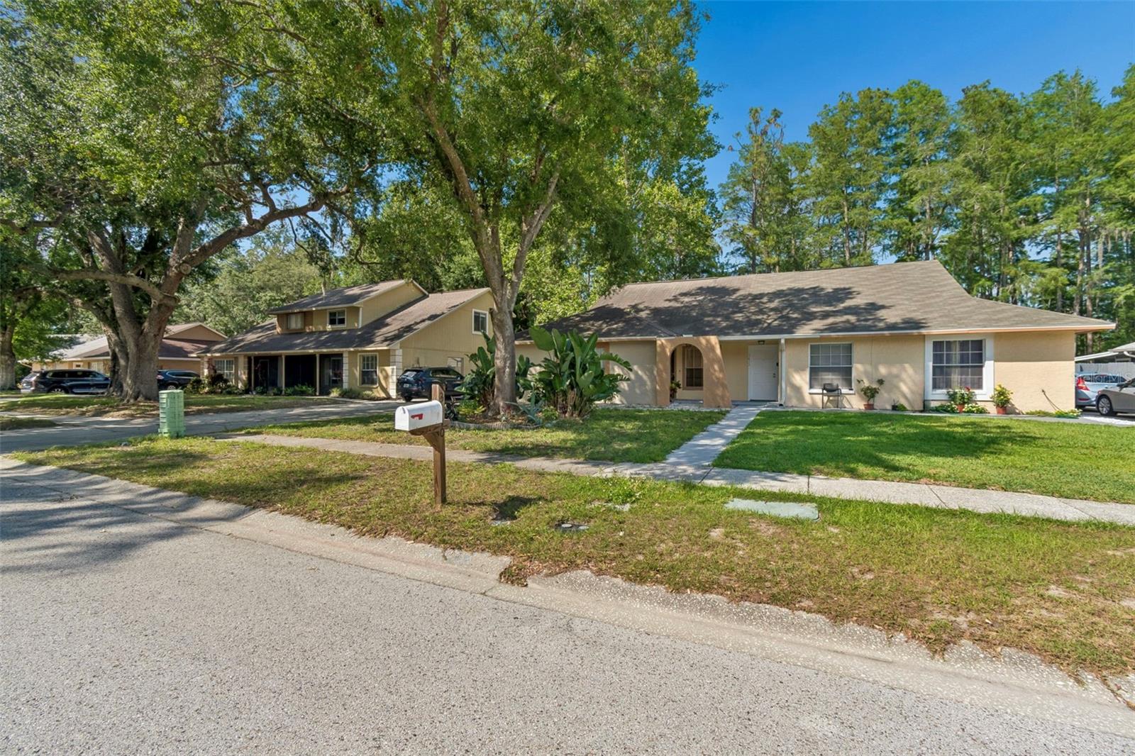 3410 Laurel Dale Drive, FL