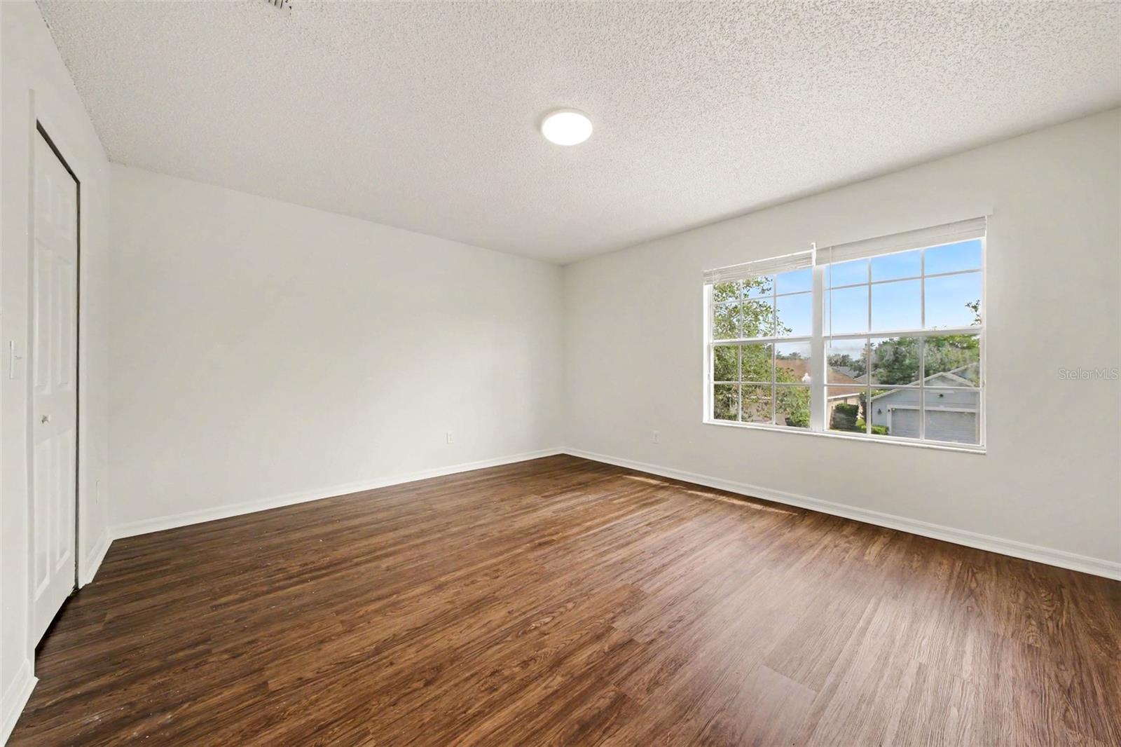 2512 Holly Pine Circle, FL