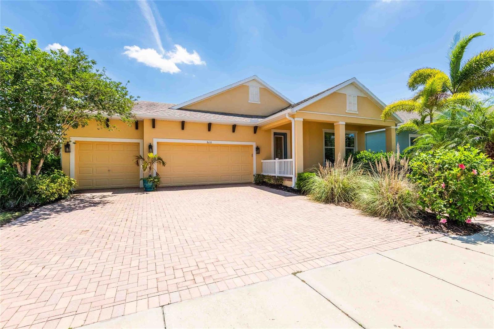 5111 Coastal Scene Dr, FL