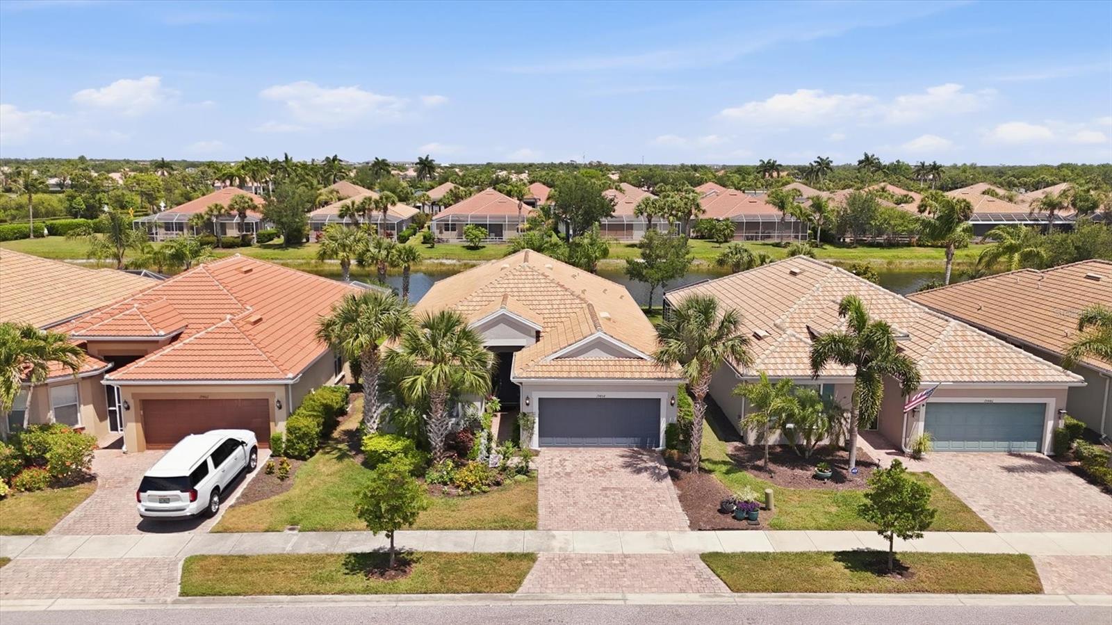 19454 Rizzuto St, FL
