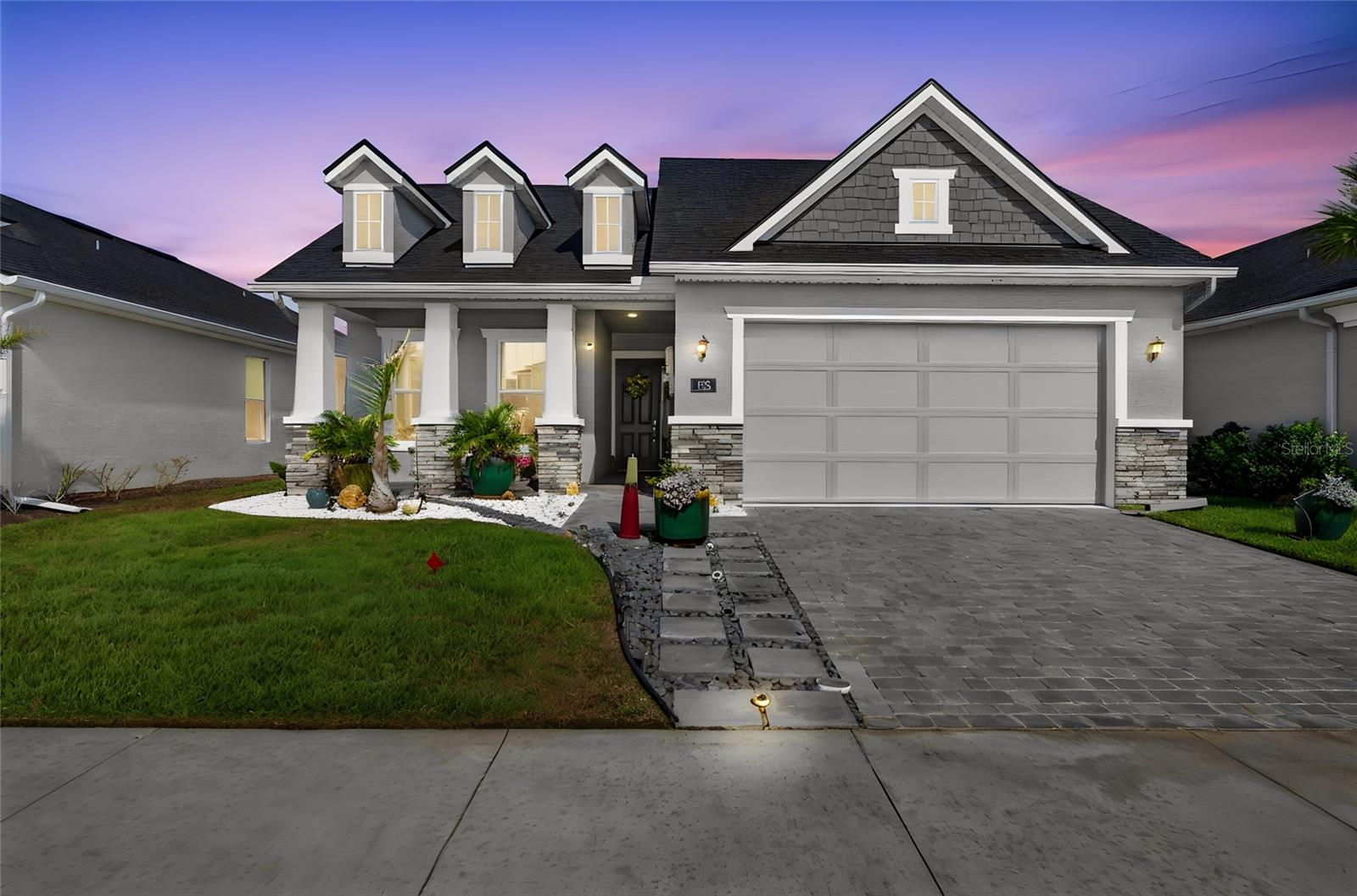 125 Mosaic Blvd, FL