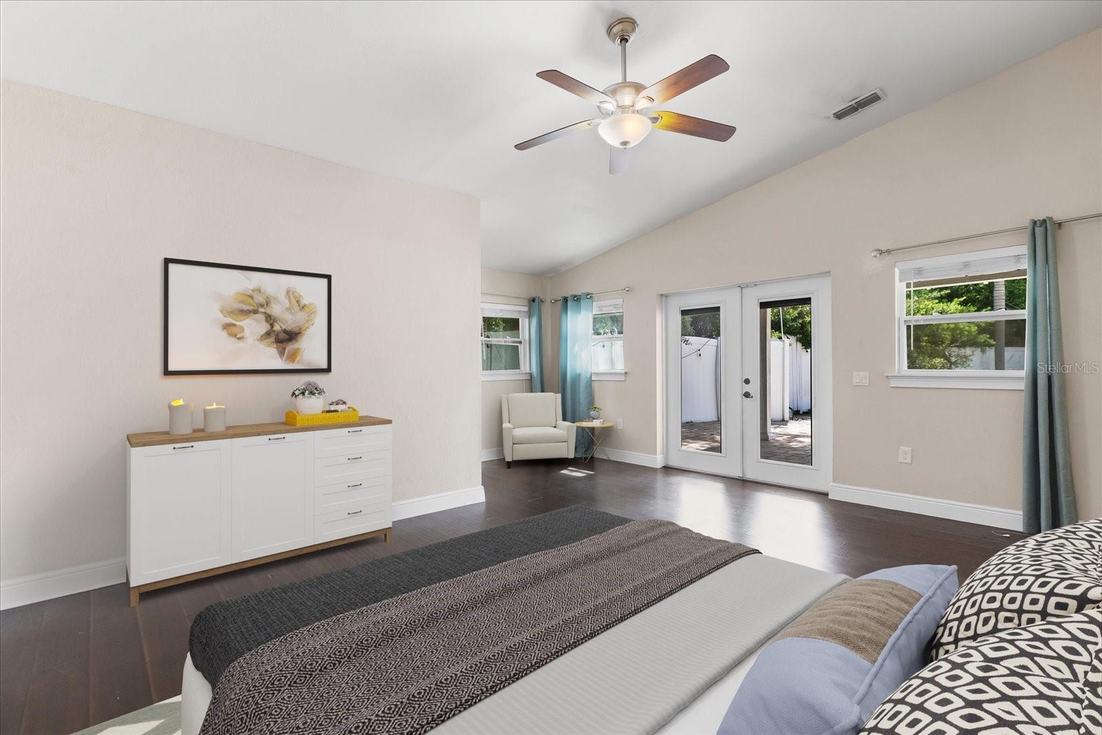 910 Gamewell Avenue, FL