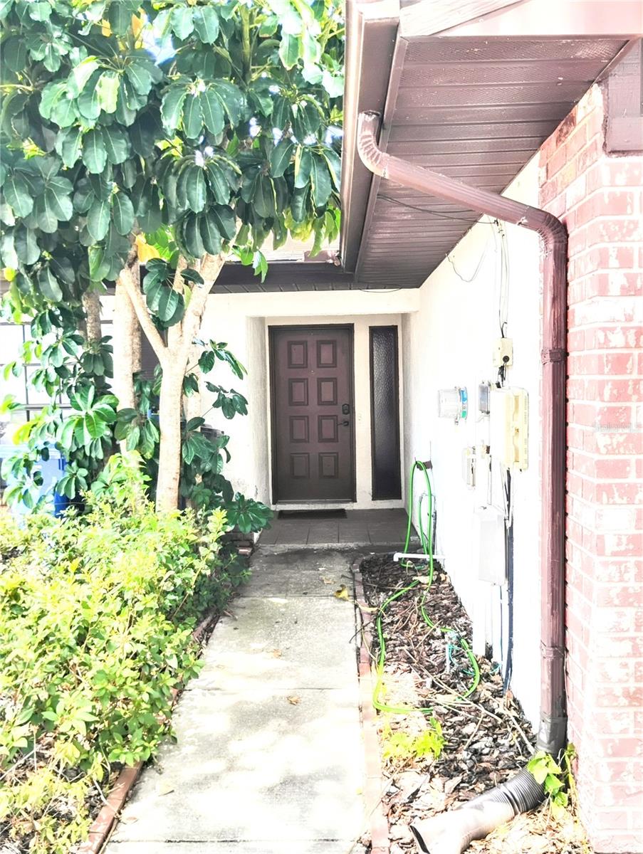 2012 Dover Court, FL