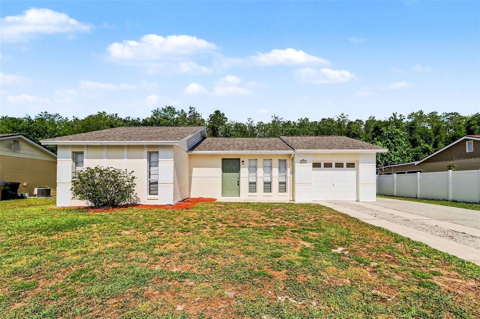 136 Cedarwood Circle, FL