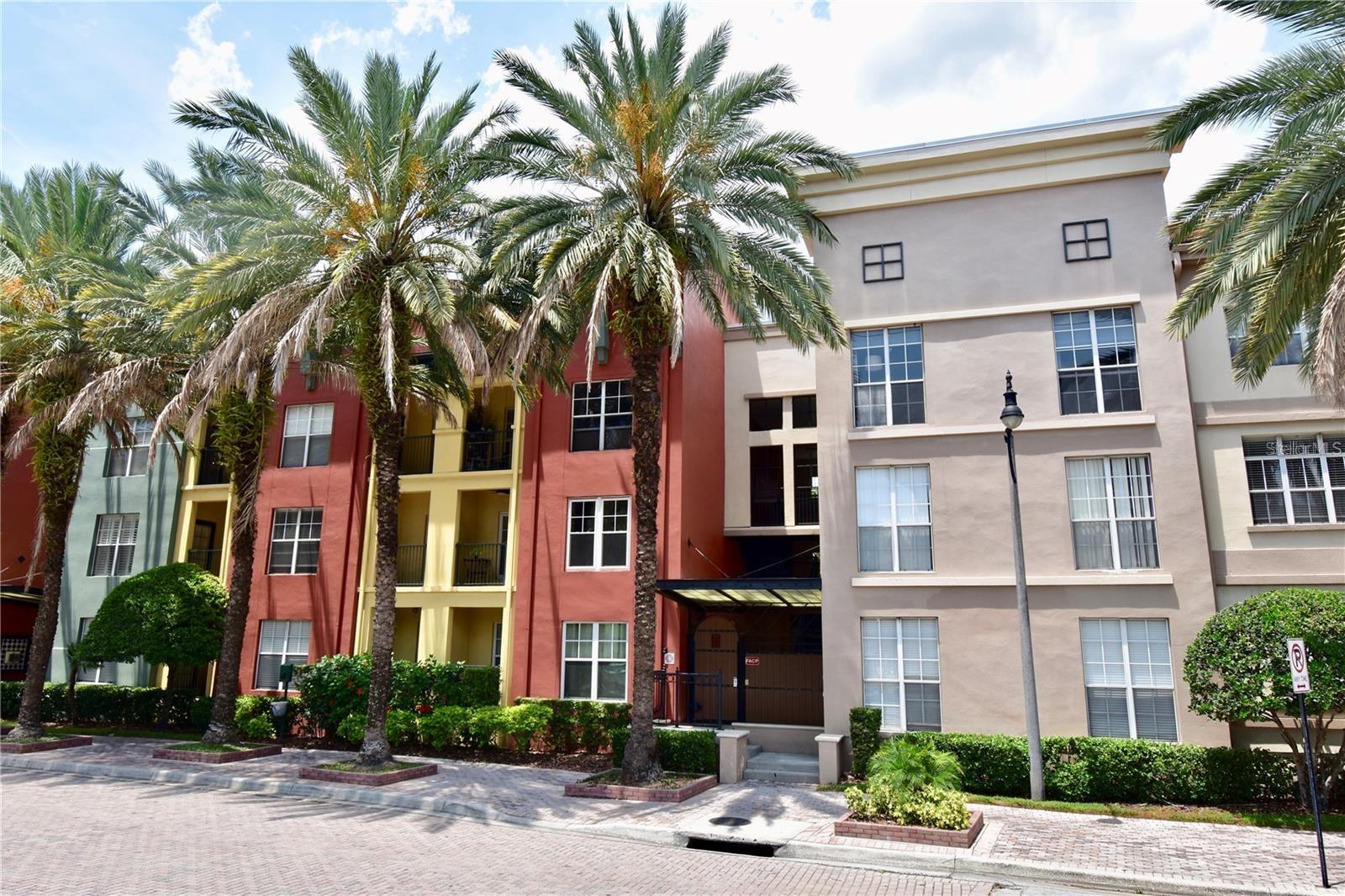 2402 W Azeele St #417, FL