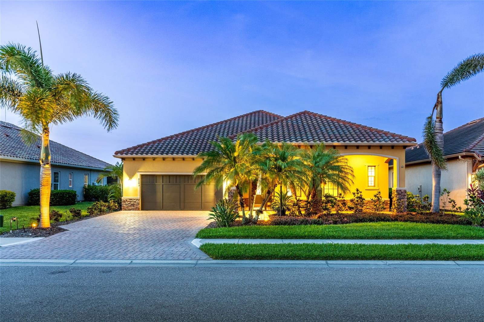 4703 Tobermory Way, FL
