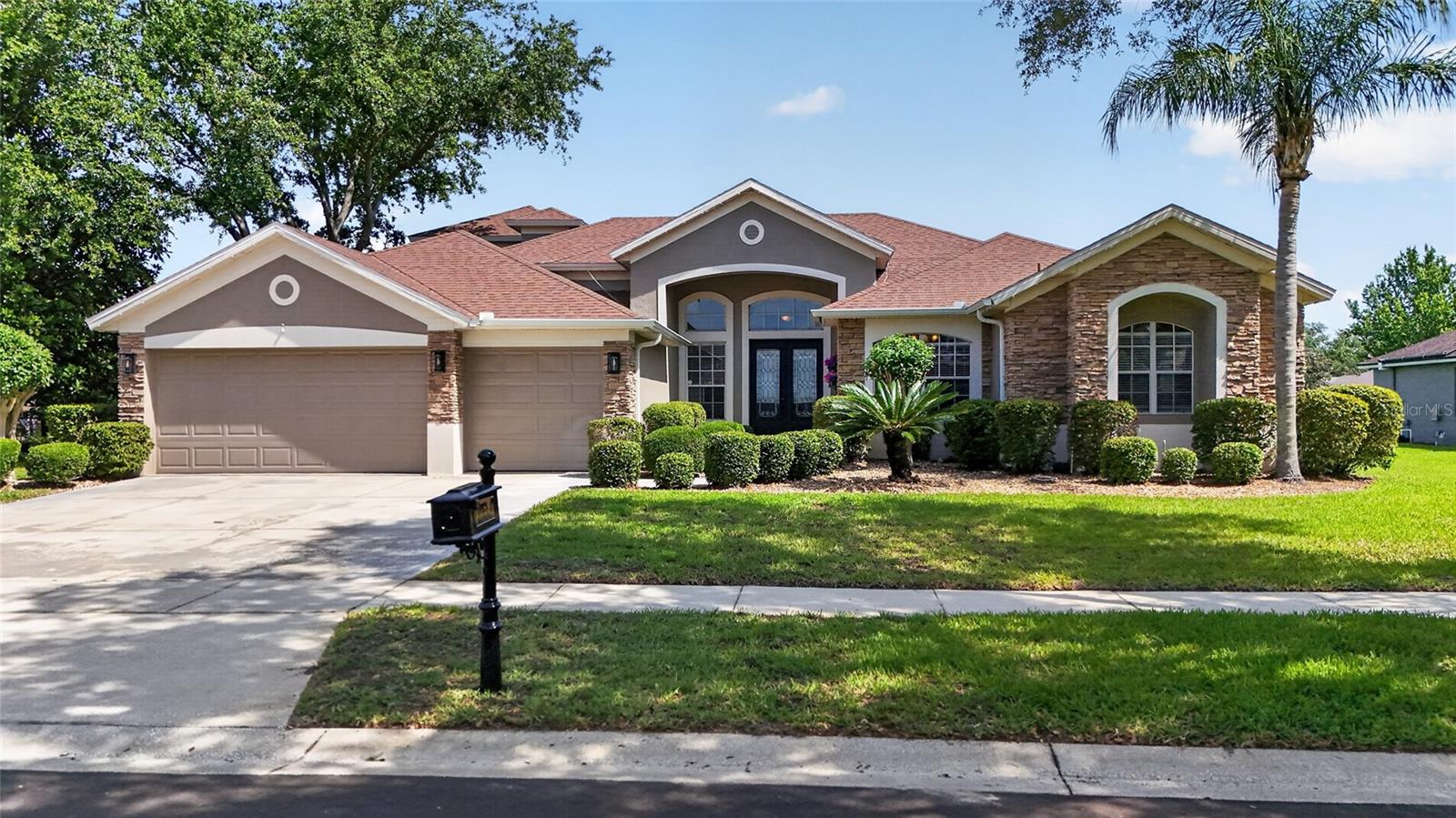 10354 Oakview Pointe Ter, FL