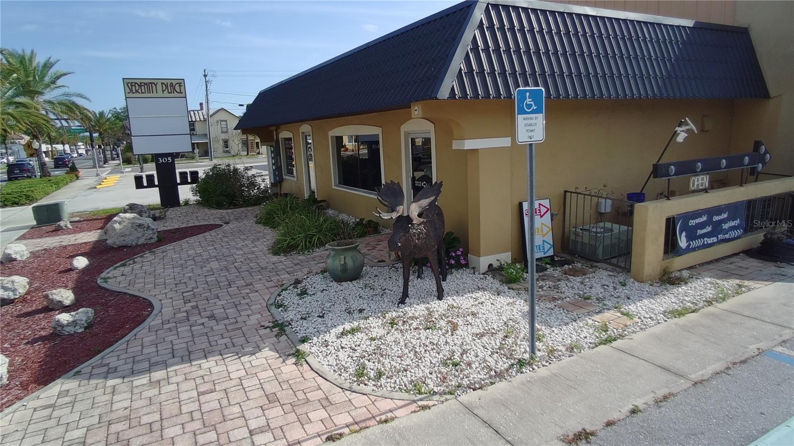 305 Main St #A, B, C & D, FL