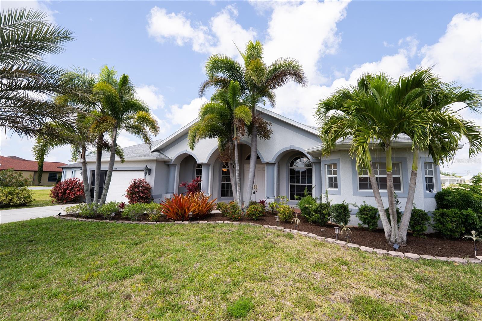 888 Boundary Boulevard, FL