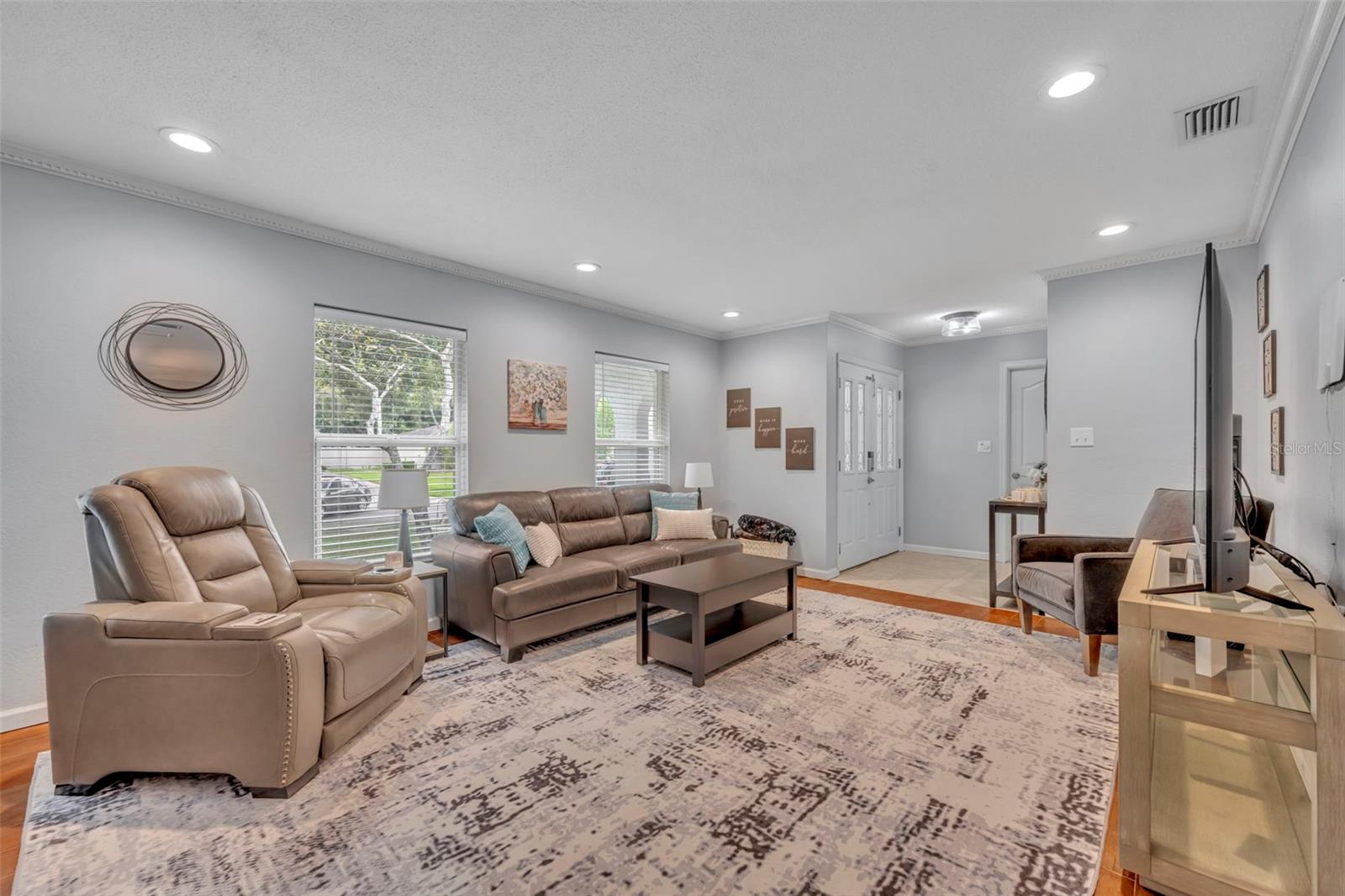 739 Roughbeard Road, FL