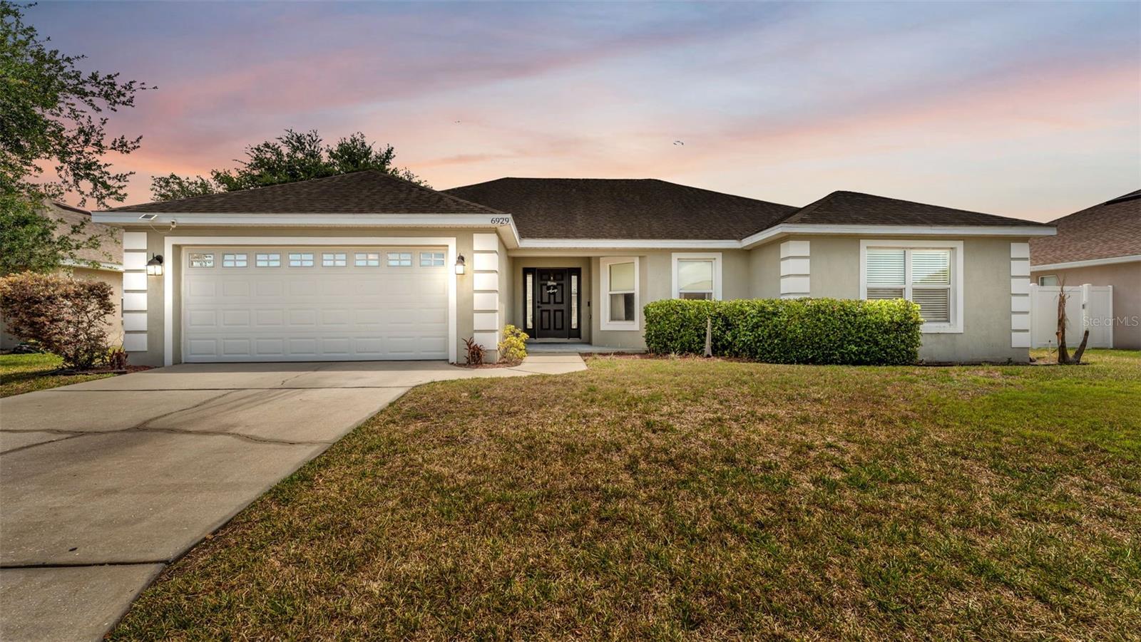 6929 Bently Drive, FL