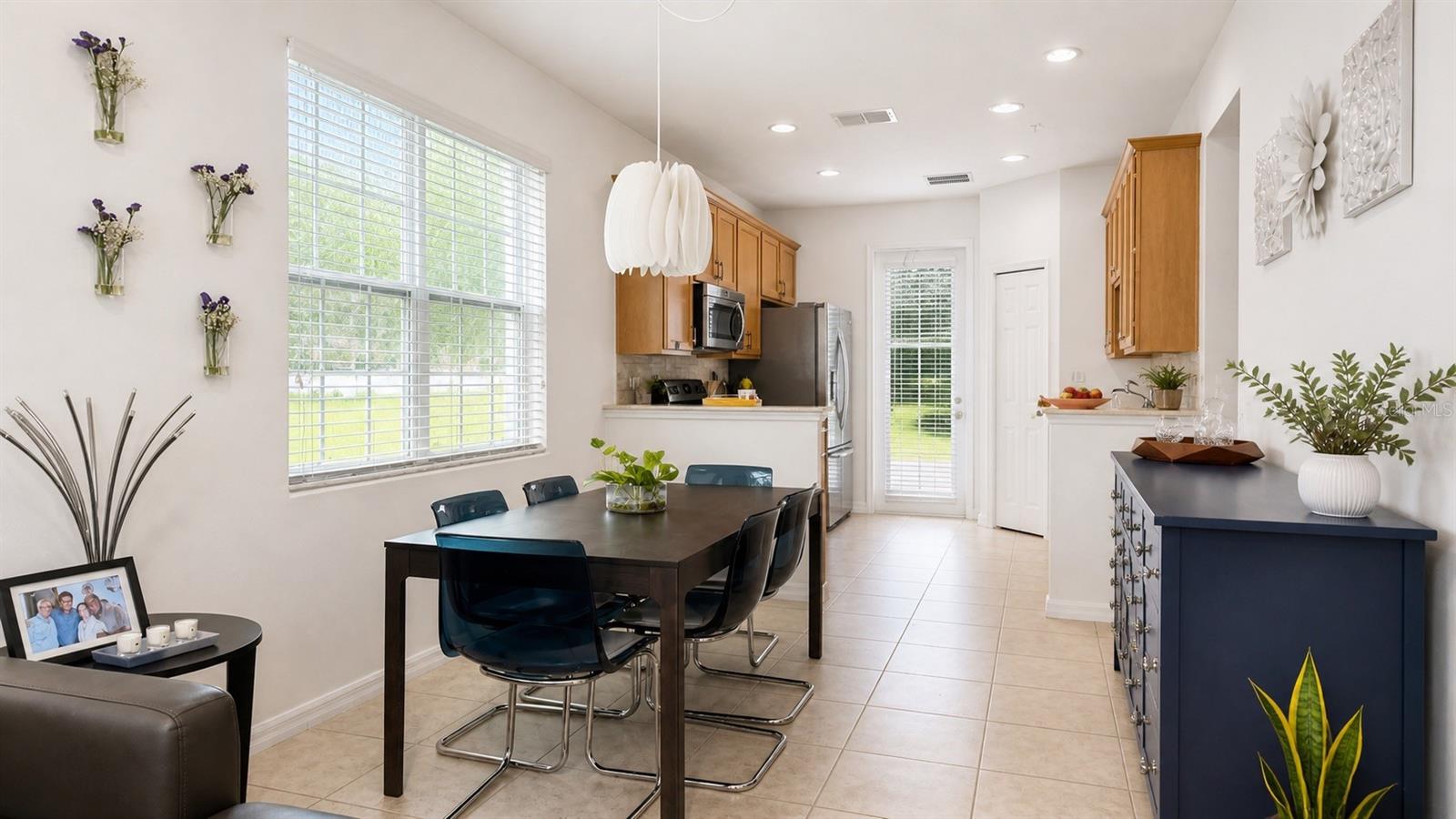 7996 Edgewood Forest Drive, FL