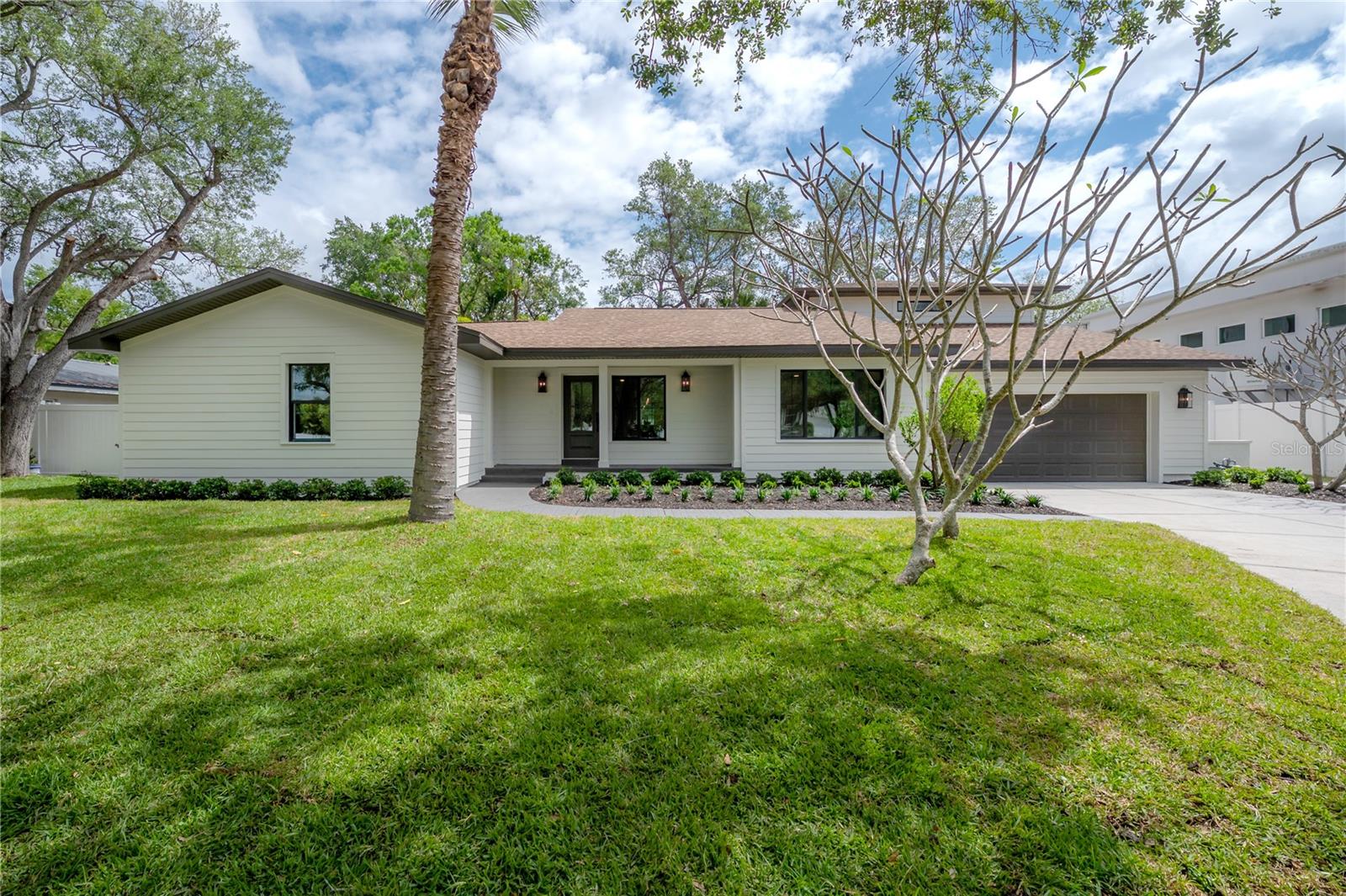 471 Davis Boulevard, FL