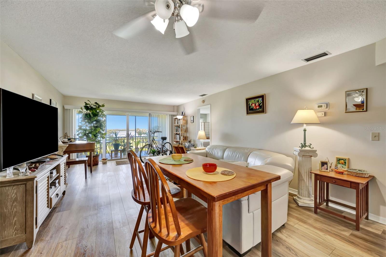 4835 Independence Drive, FL
