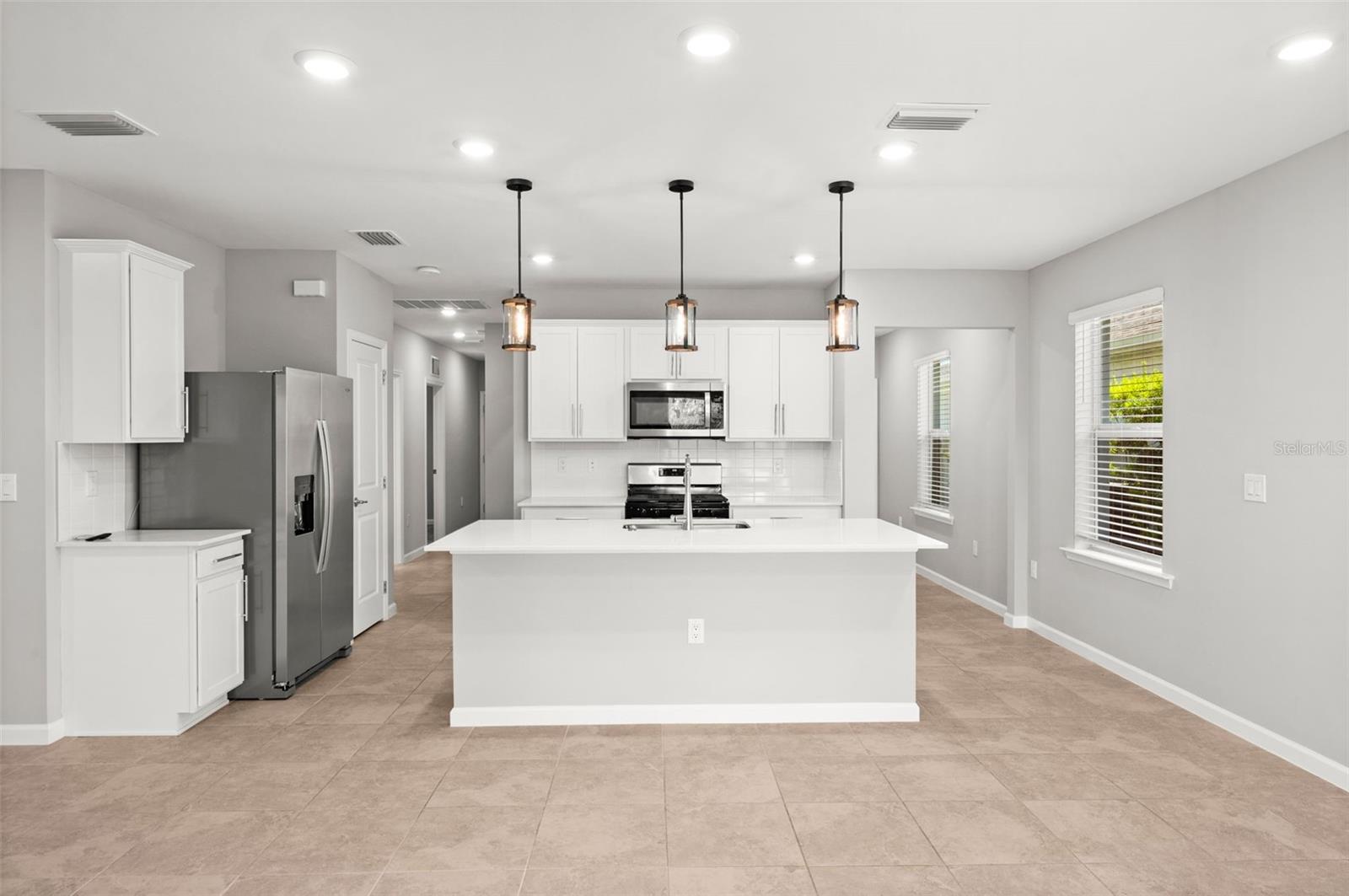 44201 Kelly Drive, FL