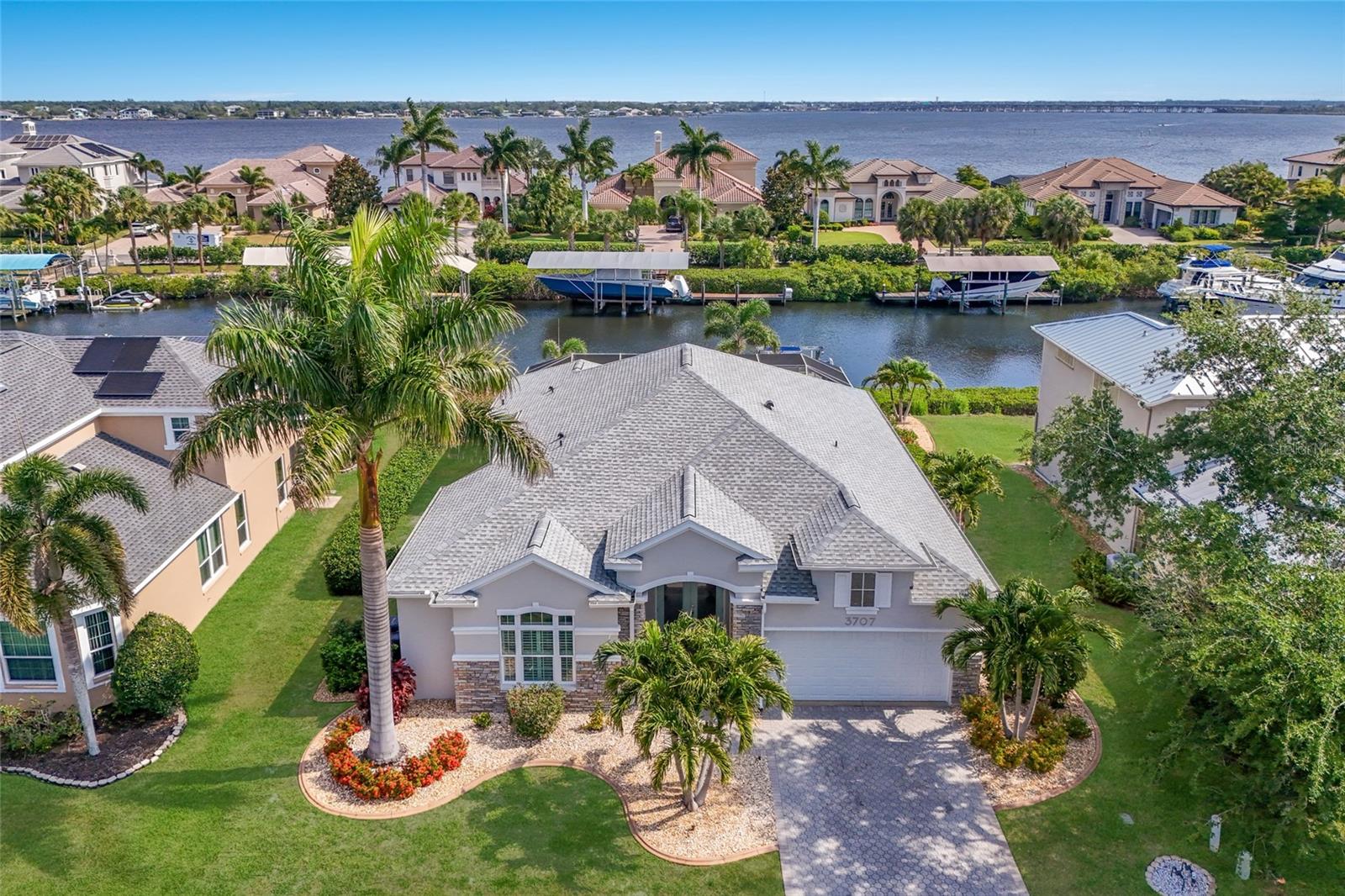 3707 5th Avenue, FL