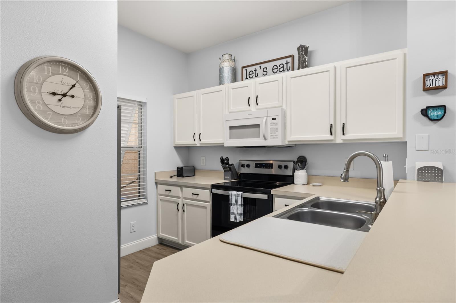 8424 Crystal Cove Loop, FL