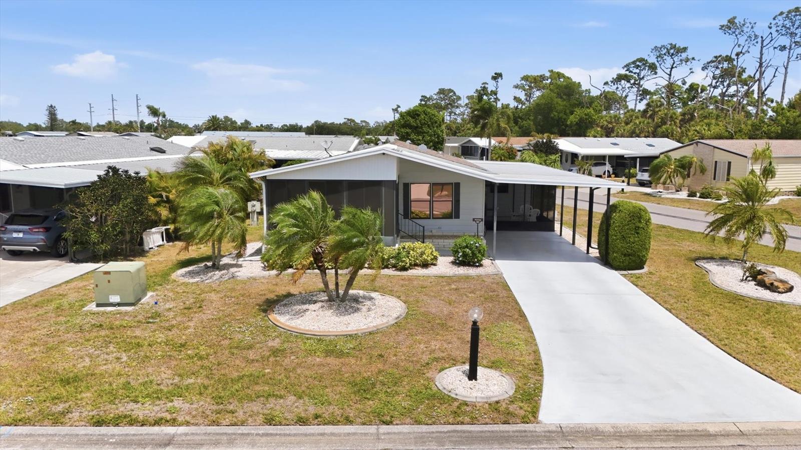 803 Tangerine Woods Boulevard, FL