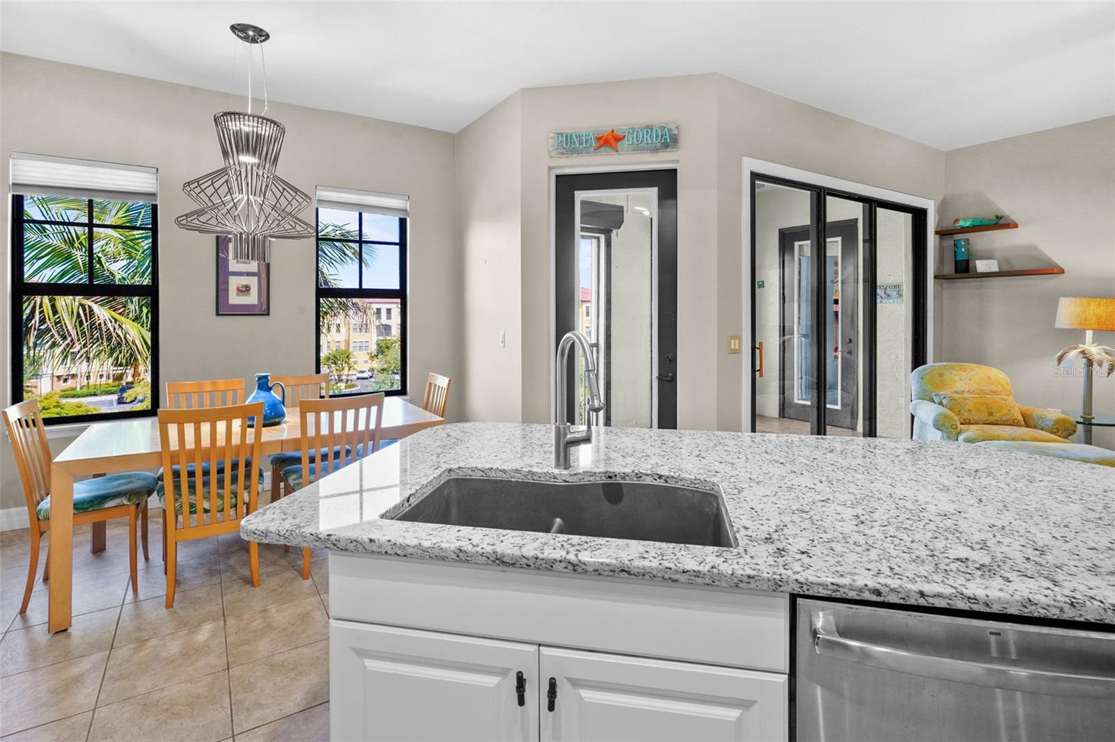 98 Vivante Boulevard, FL