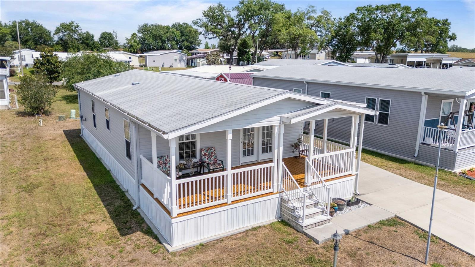 10042 Collingwood Avenue, FL