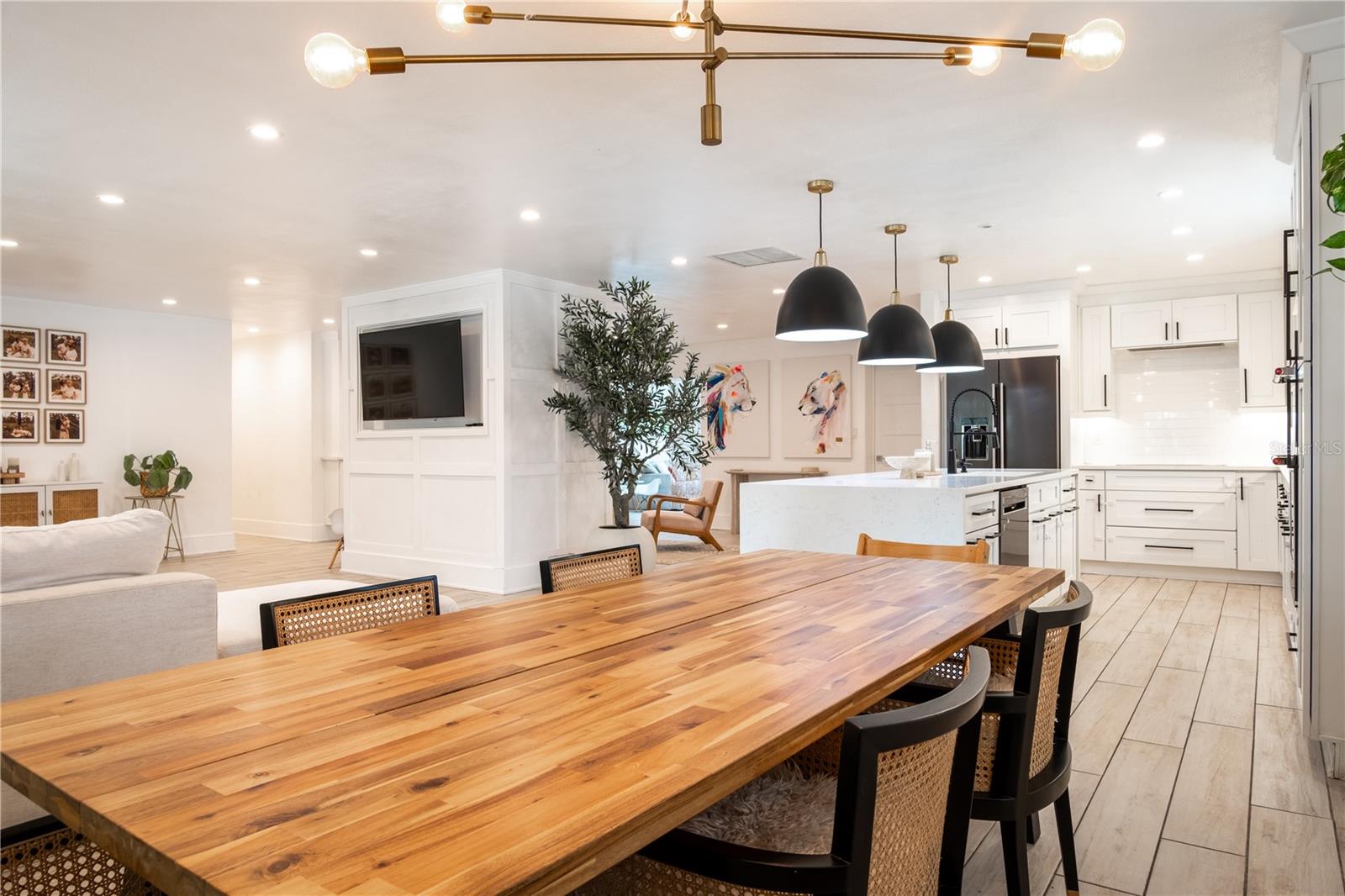 2232 Banchory Road, FL