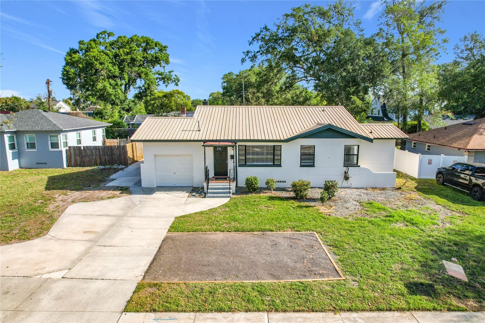 616 Edgewood Drive, FL