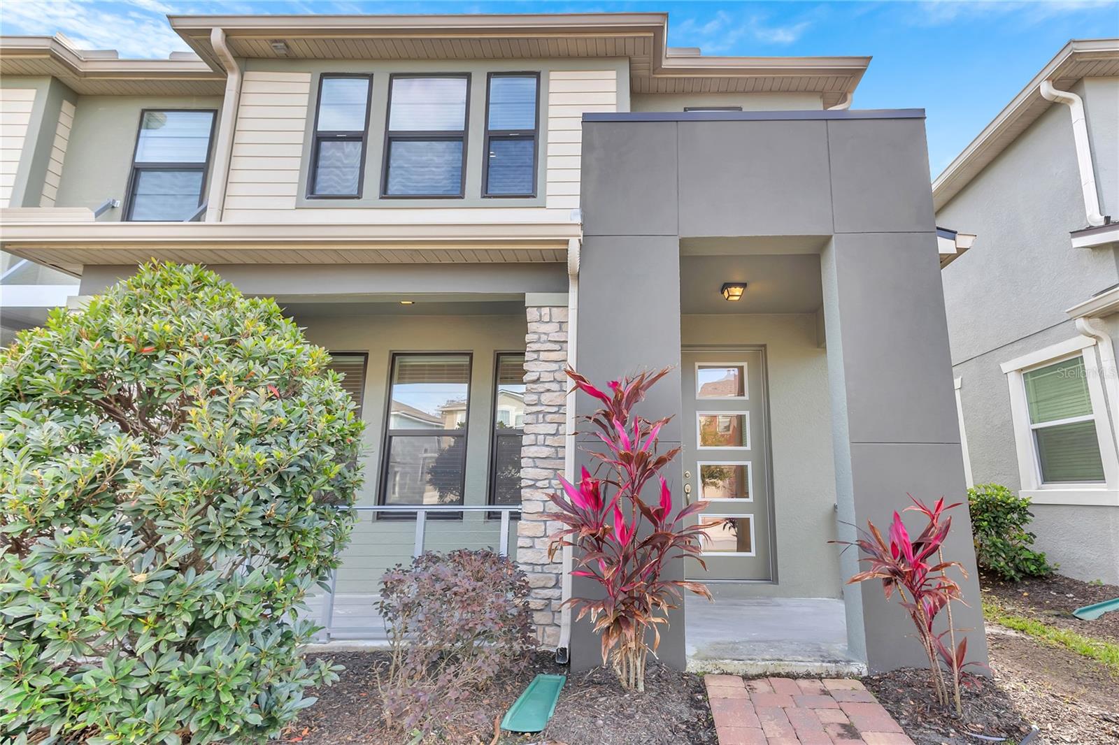 2274 Centerra Loop, FL