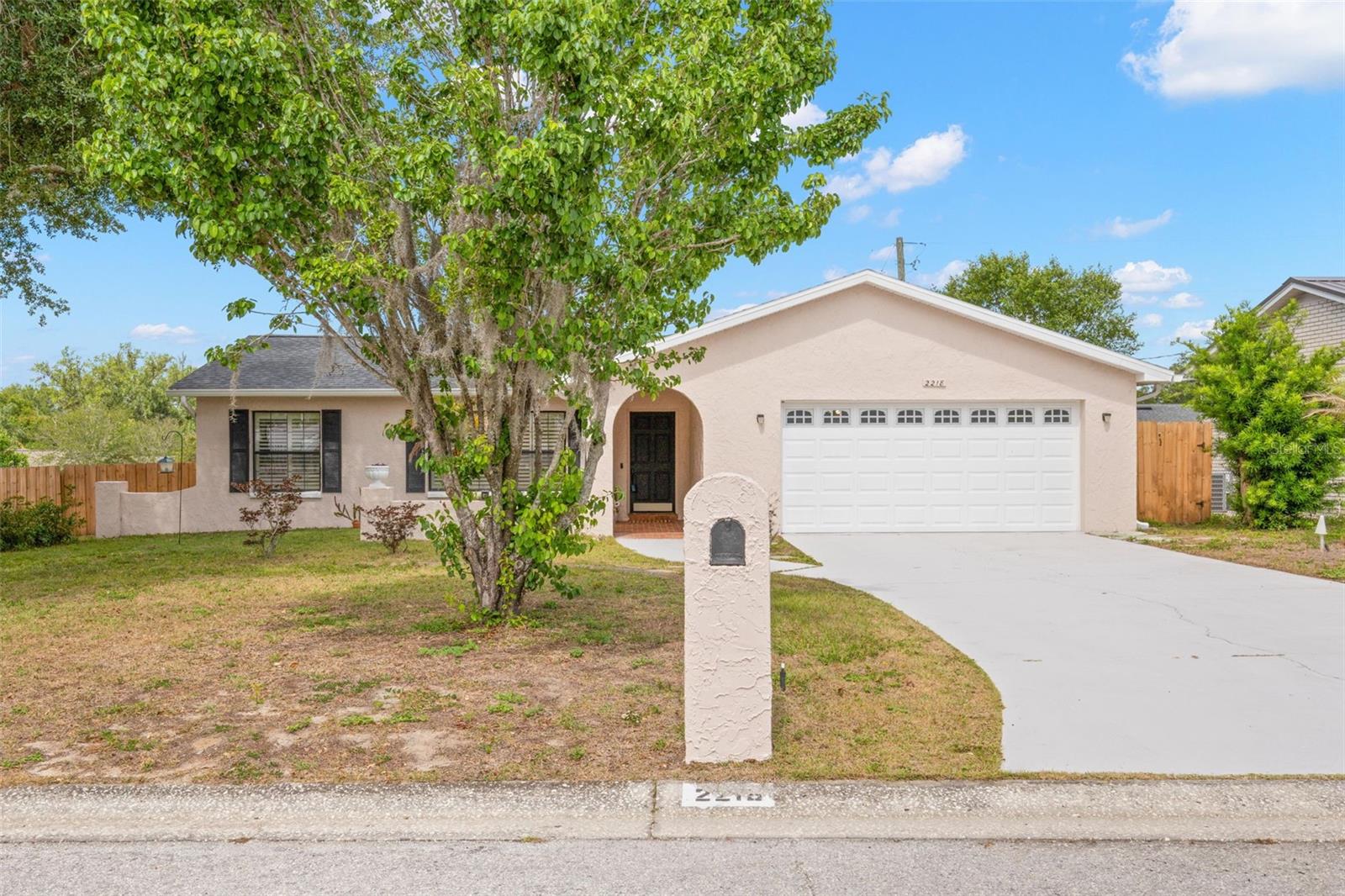 2218 Tanglewood Way, FL
