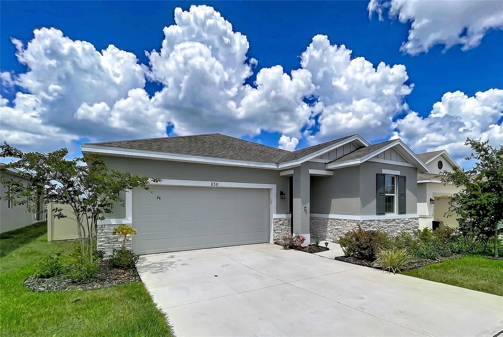 858 Ballantyne Drive, FL