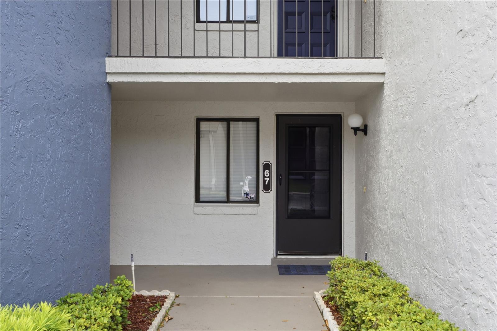 7 Escondido Circle, FL