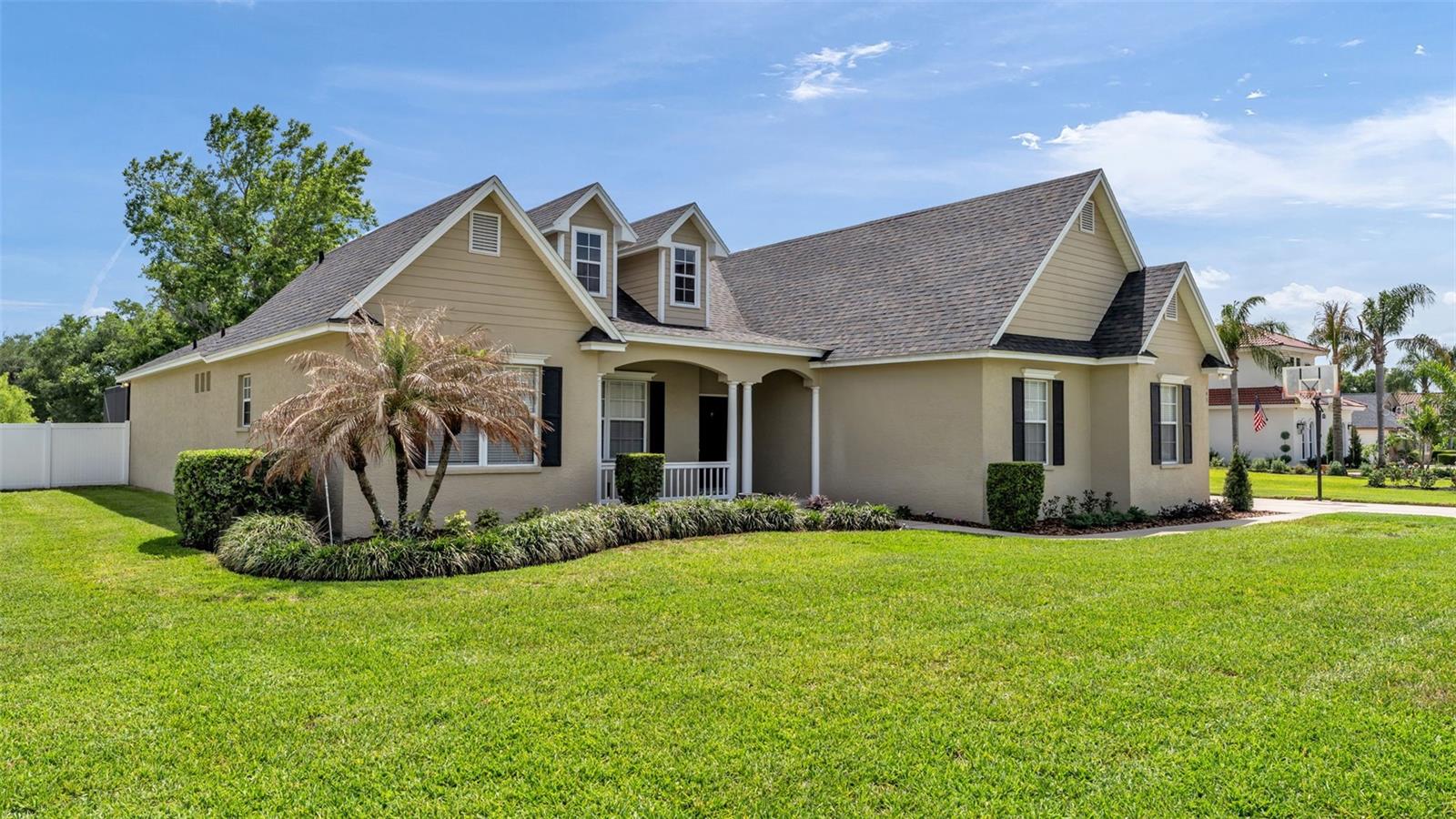 143 Shannon Oaks Drive, FL
