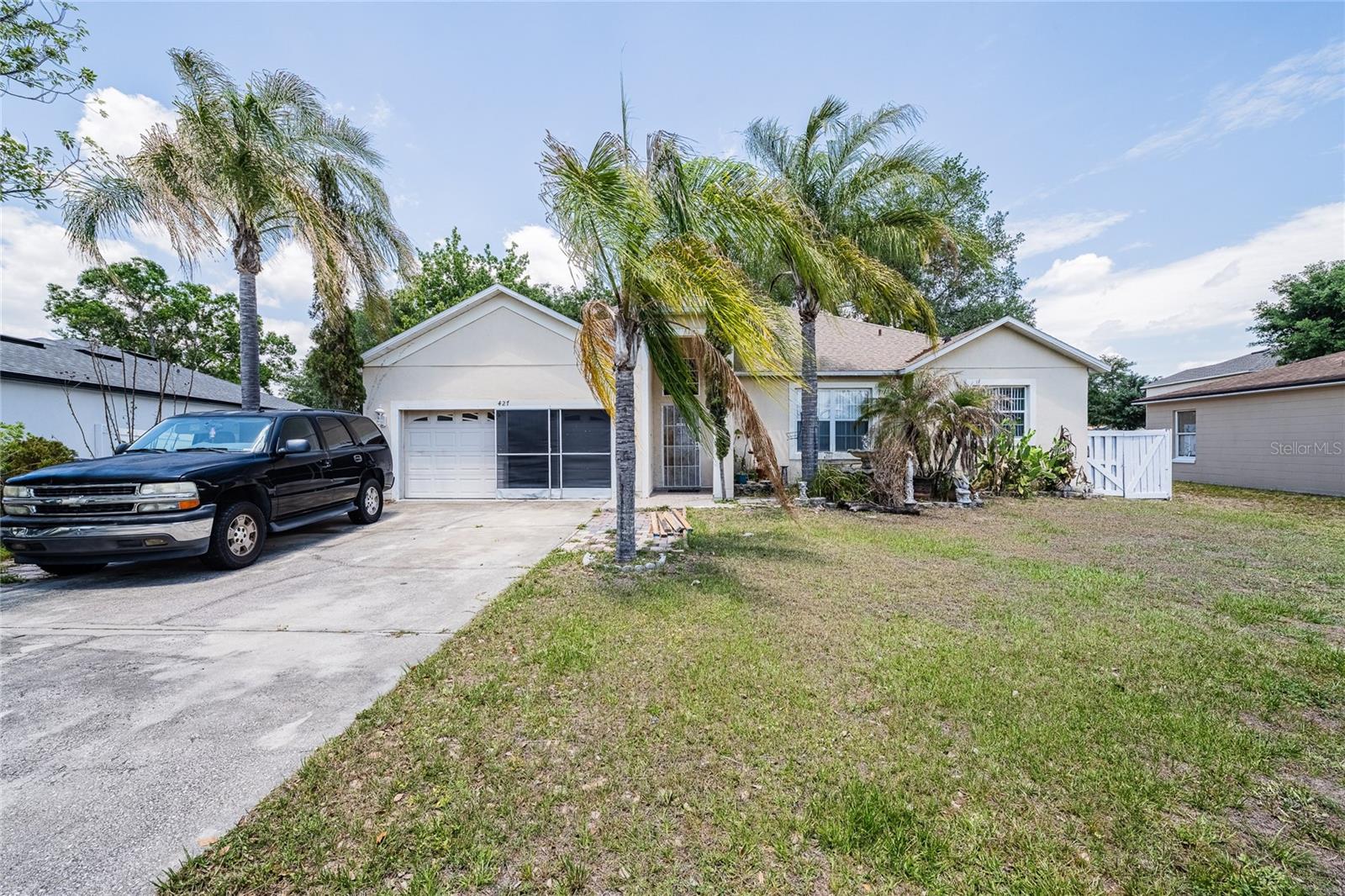 427 Lark Ct, FL