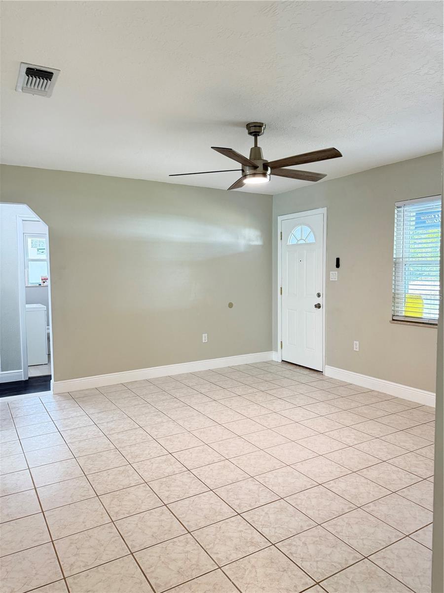 221 Sherry Ave, FL