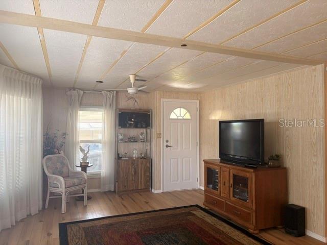 136 Forest Lane, FL