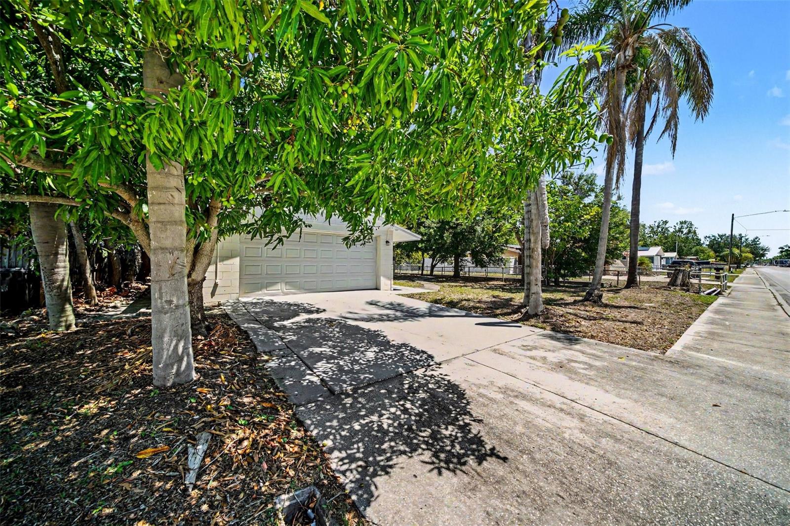 5301 82nd Avenue, FL