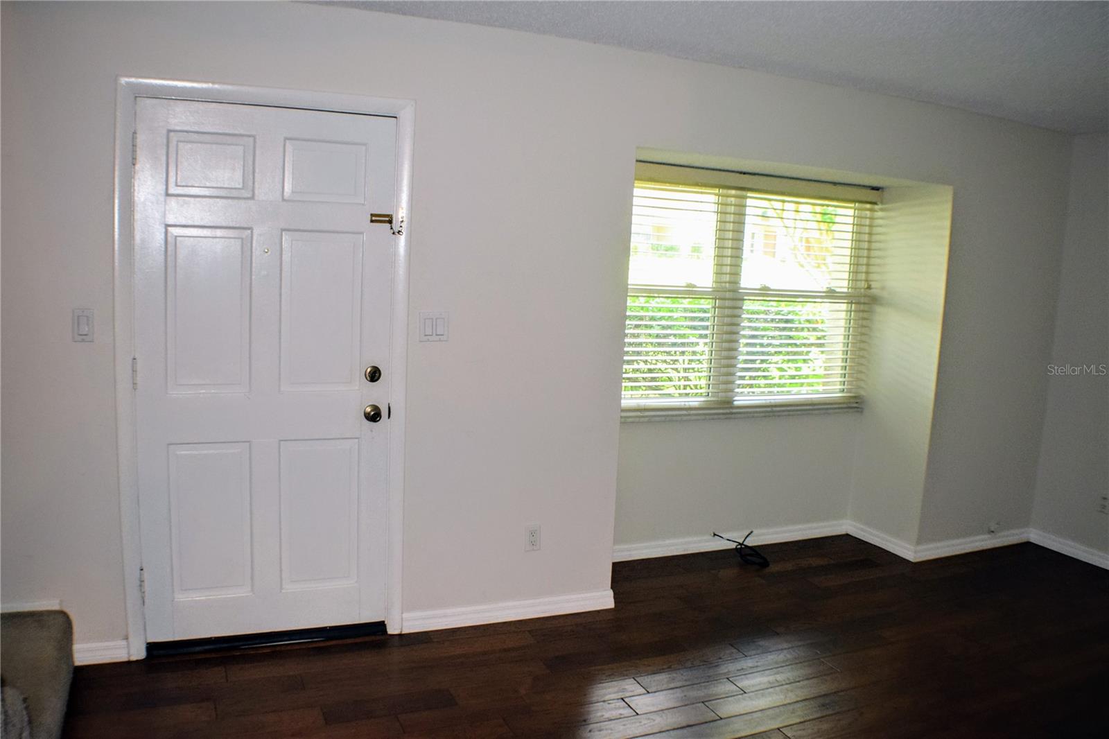 814 Park Lake Circle, FL