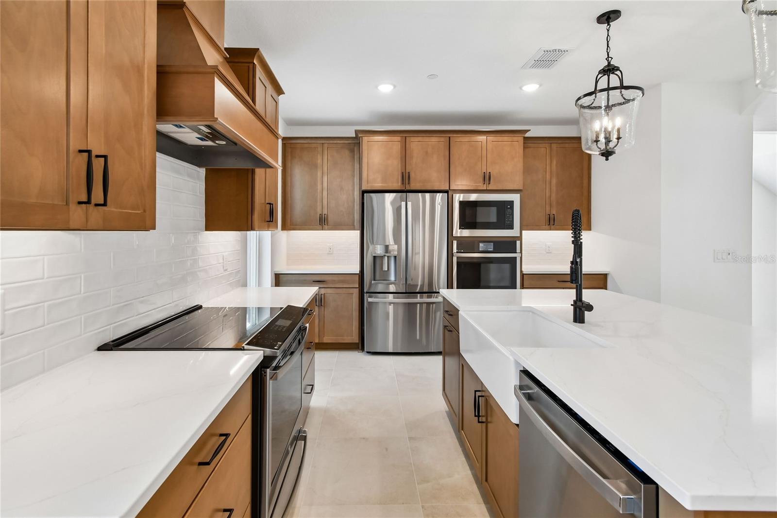 194 Pasquala, FL