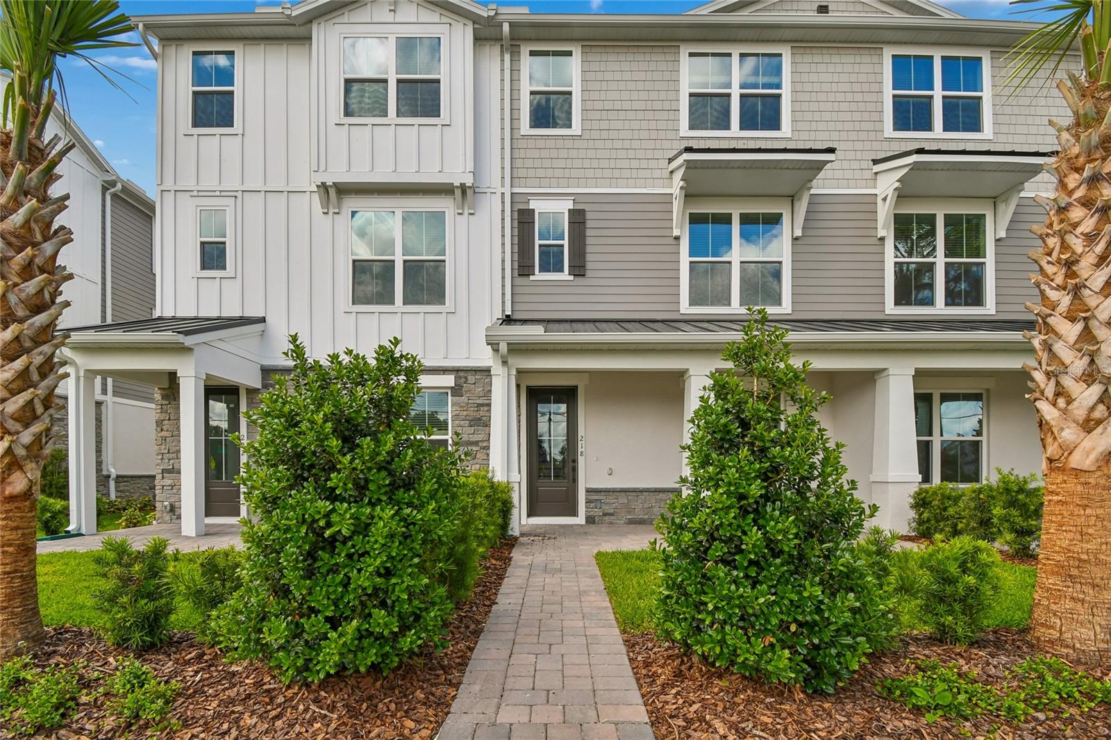 218 Pasquala, FL